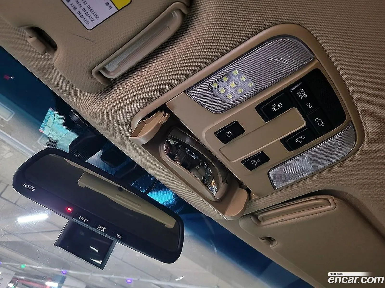 Kia Carnival 2017 — 19