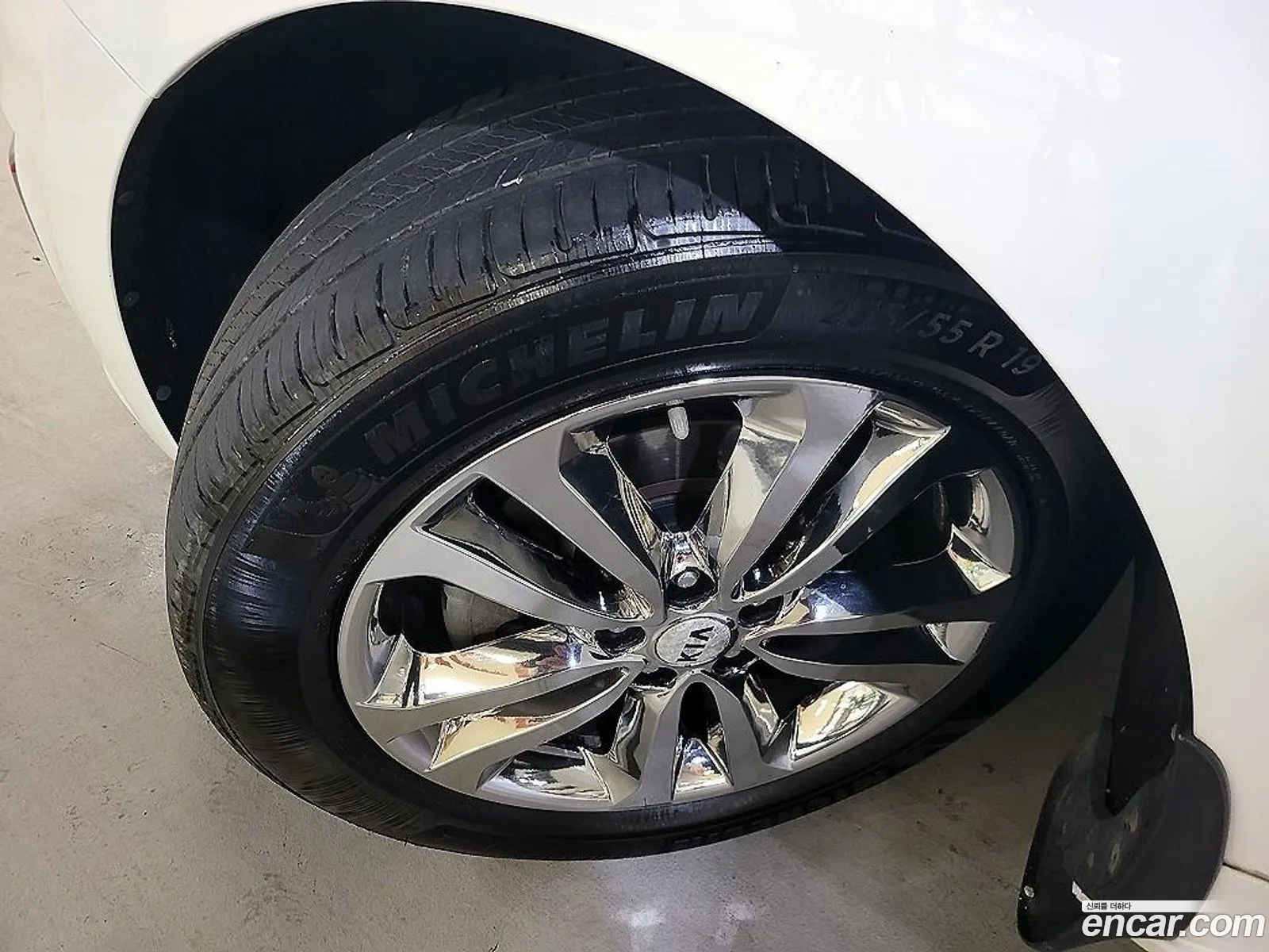 Kia Carnival 2017 — 16