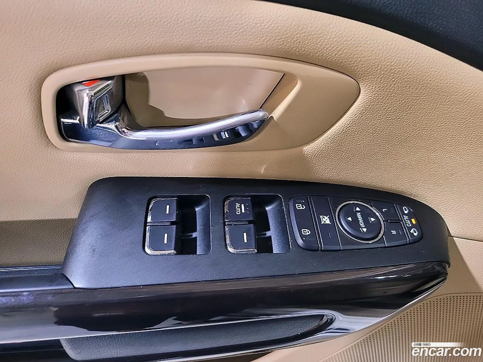 Kia Carnival 2017 — 14