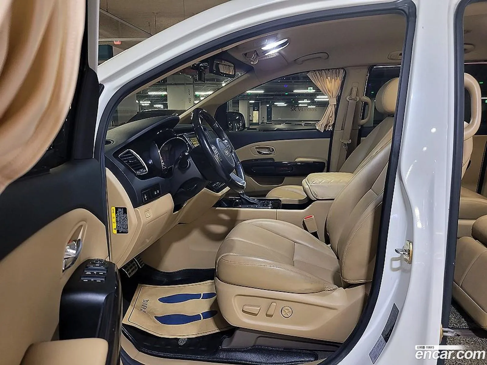 Kia Carnival 2017 — 10