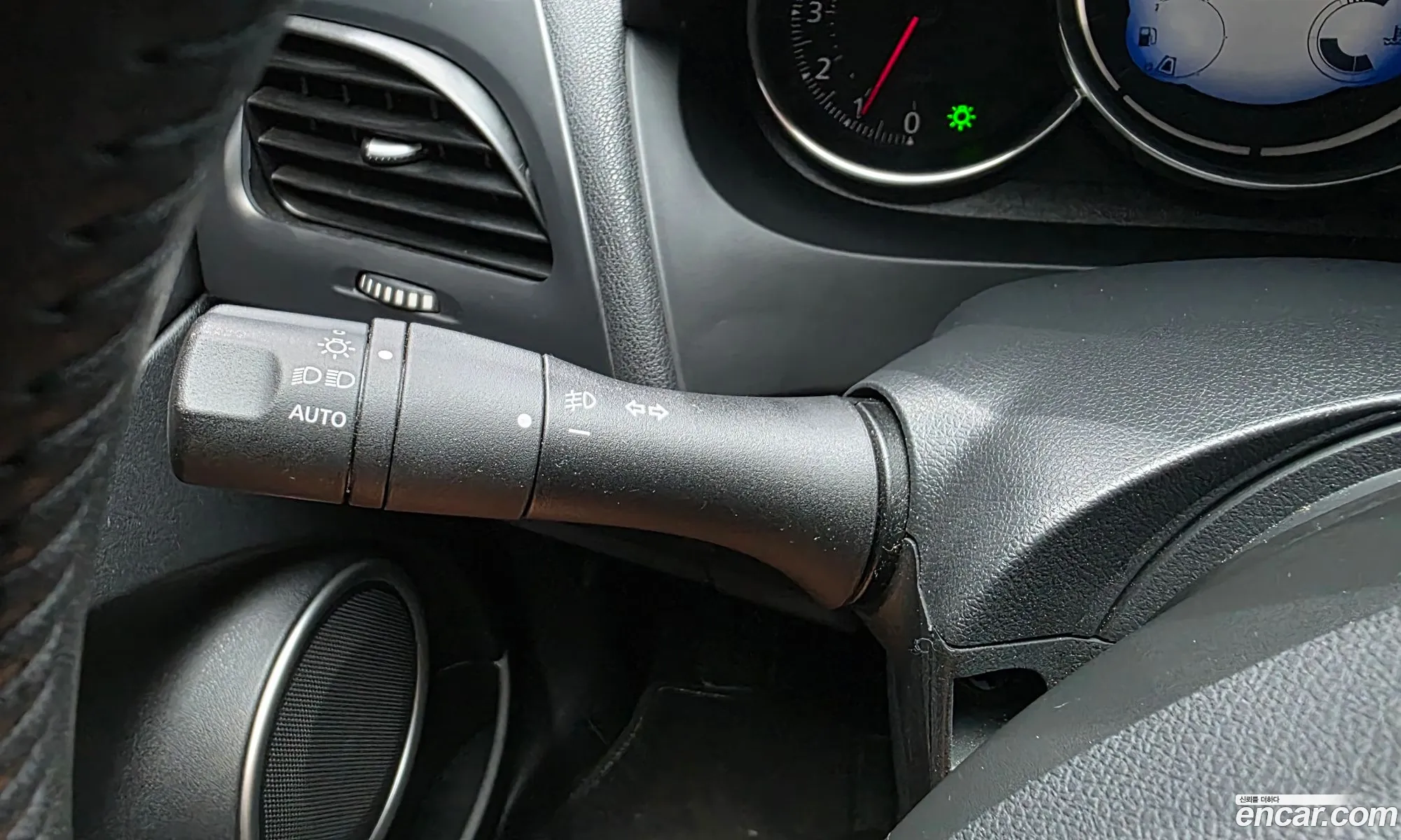 Renault Korea (Samsung) SM3 2014 KNMC4C2HMEP156962 — 25