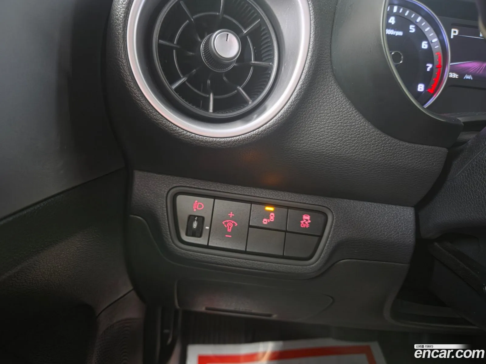 Kia K3 2022 — 4