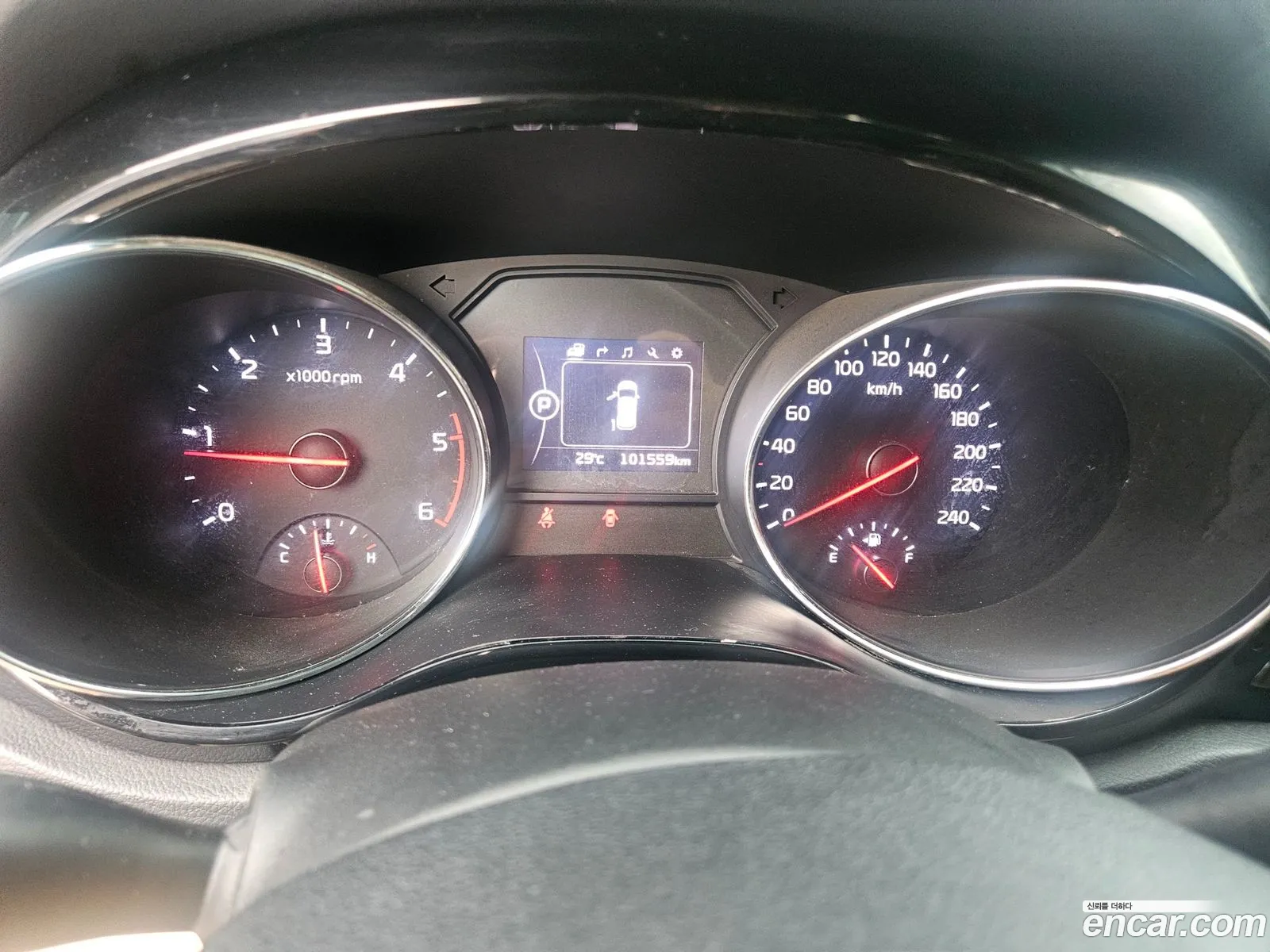 Kia Carnival 2016 — 8