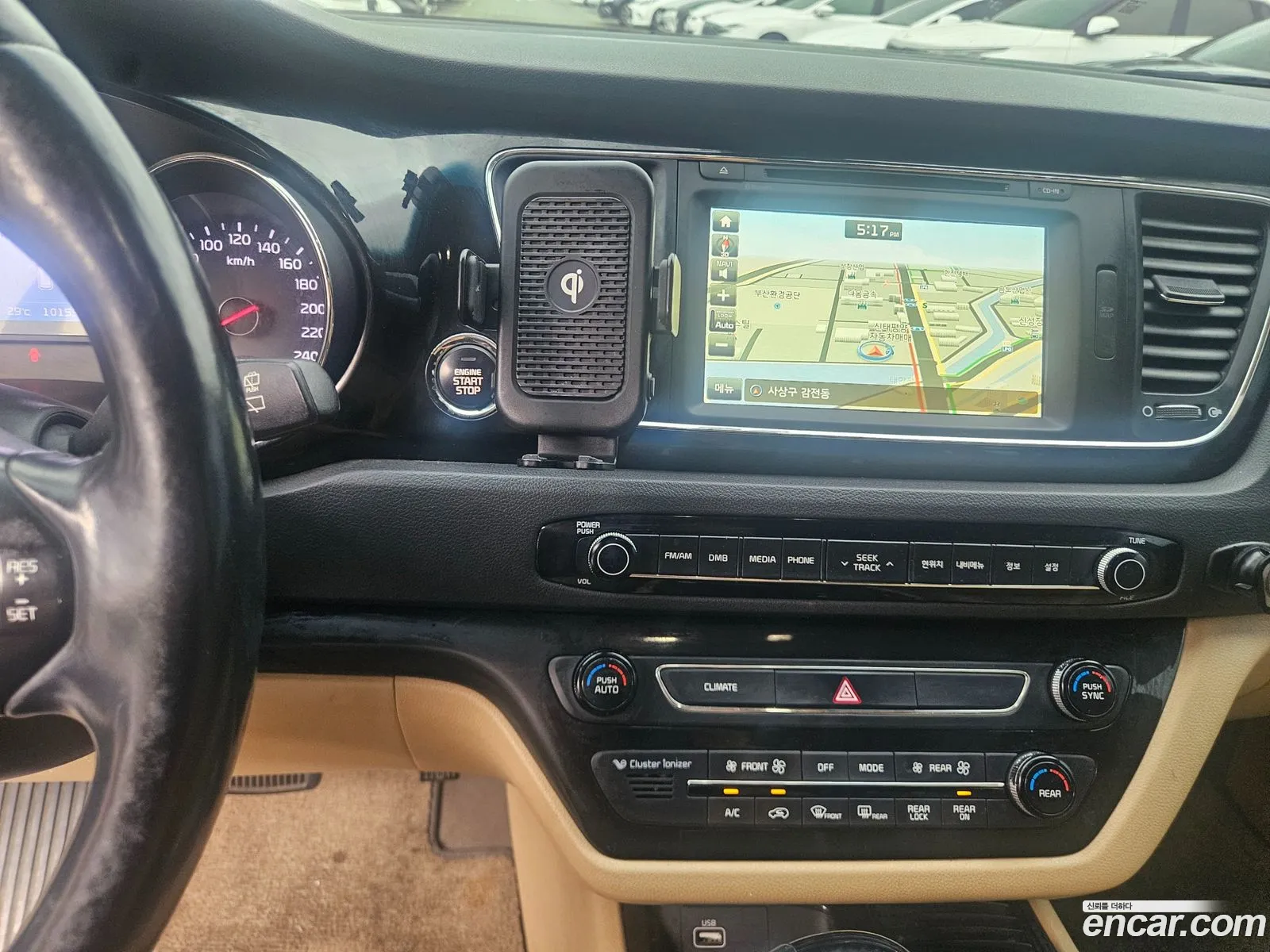 Kia Carnival 2016 — 2