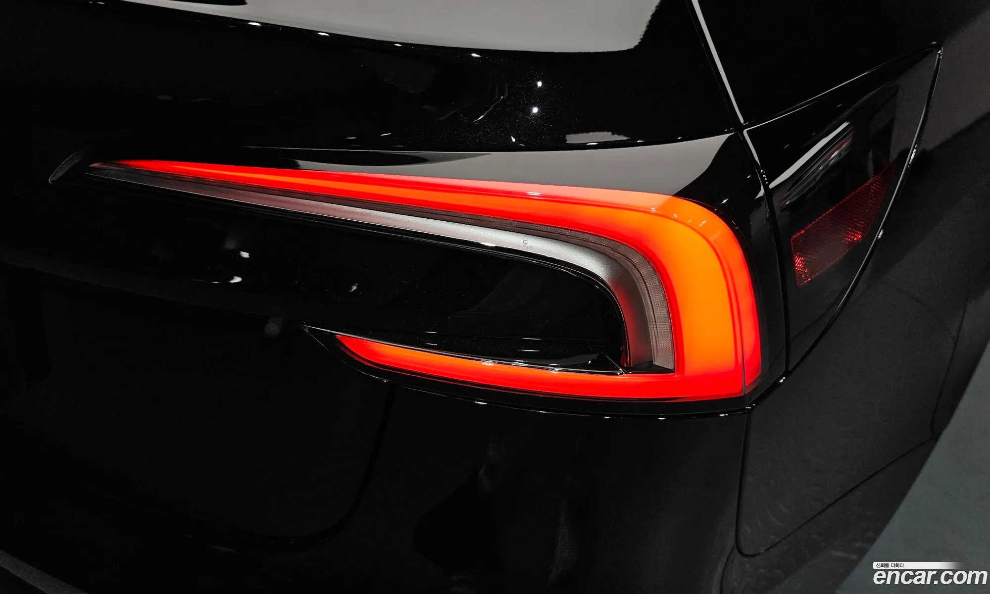 Tesla Model 3 2025 LRW3E7FS7SC606314 — 19