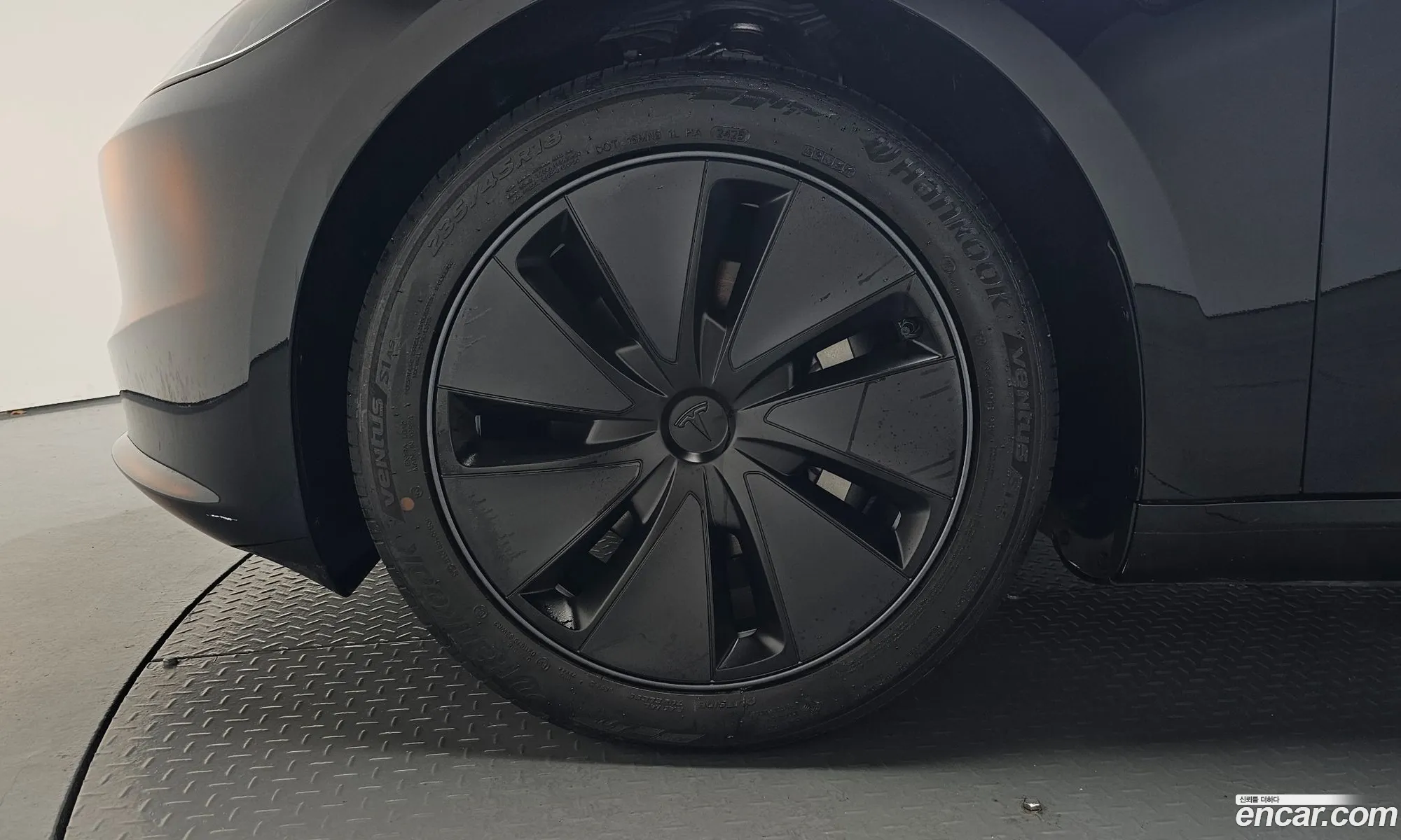 Tesla Model 3 2025 LRW3E7FS7SC606314 — 18