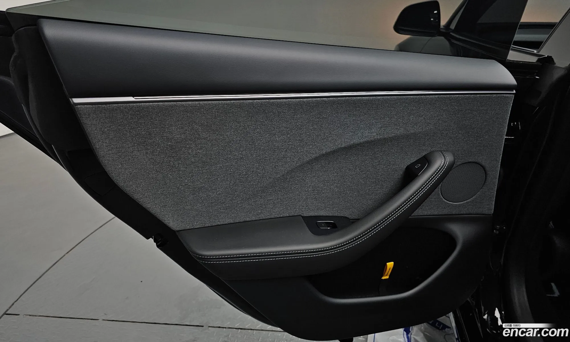 Tesla Model 3 2025 LRW3E7FS7SC606314 — 26