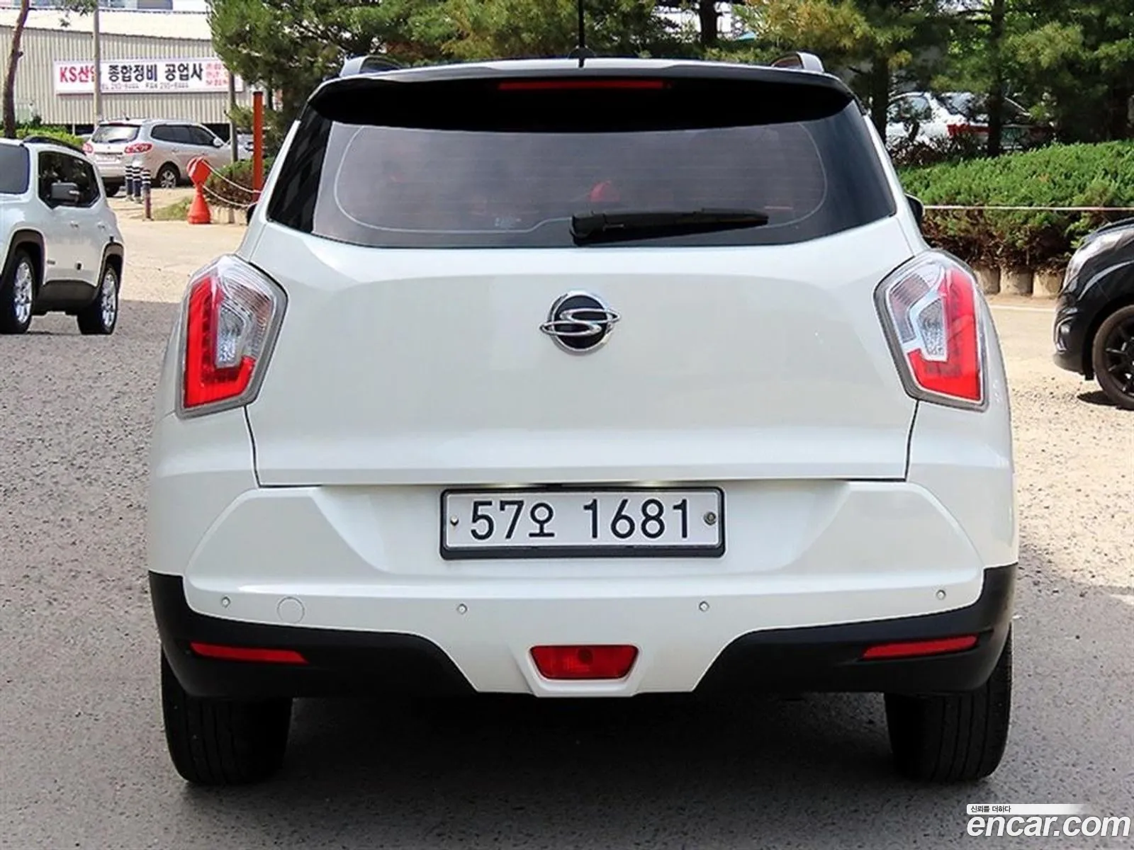 KG Mobility (SsangYong) Tivoli 2015 — 10