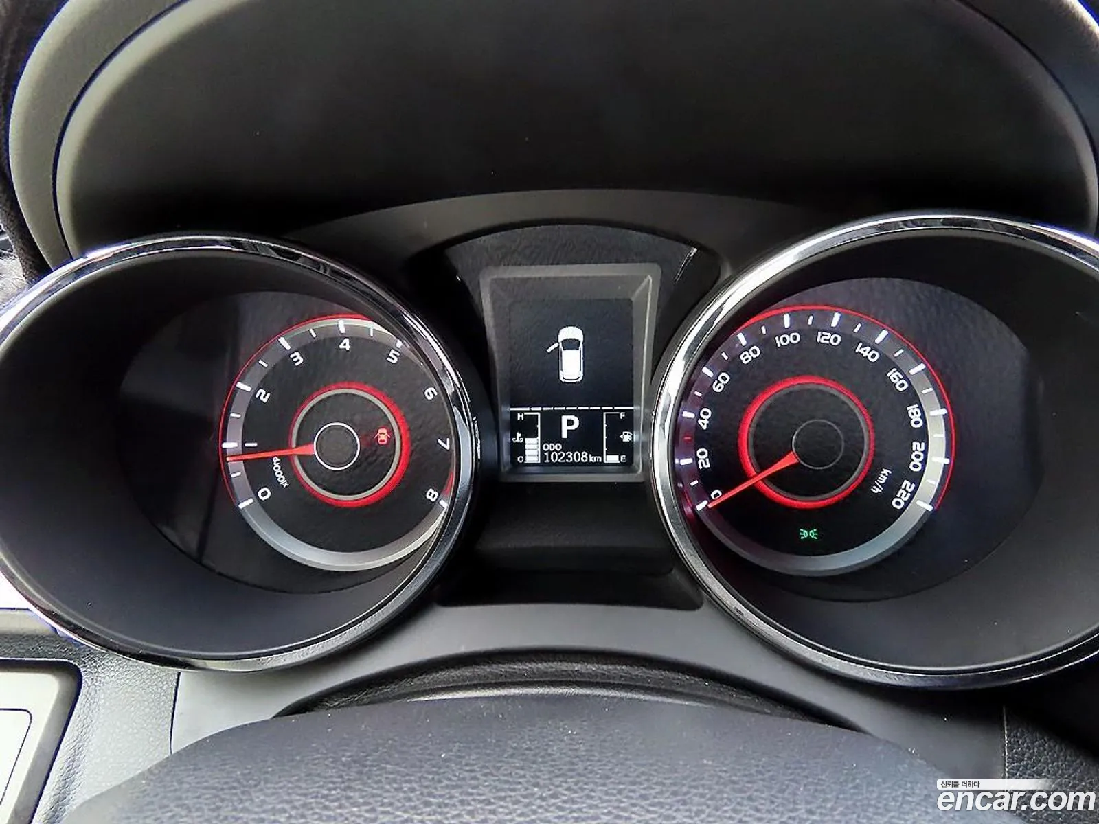 KG Mobility (SsangYong) Tivoli 2015 — 3