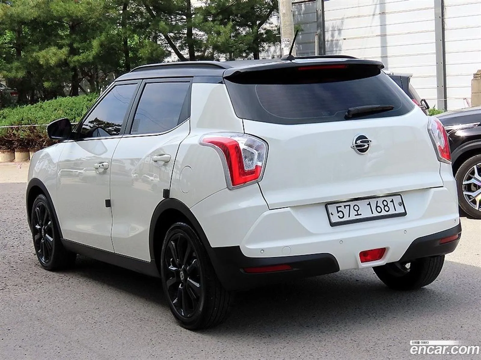KG Mobility (SsangYong) Tivoli 2015 — 4