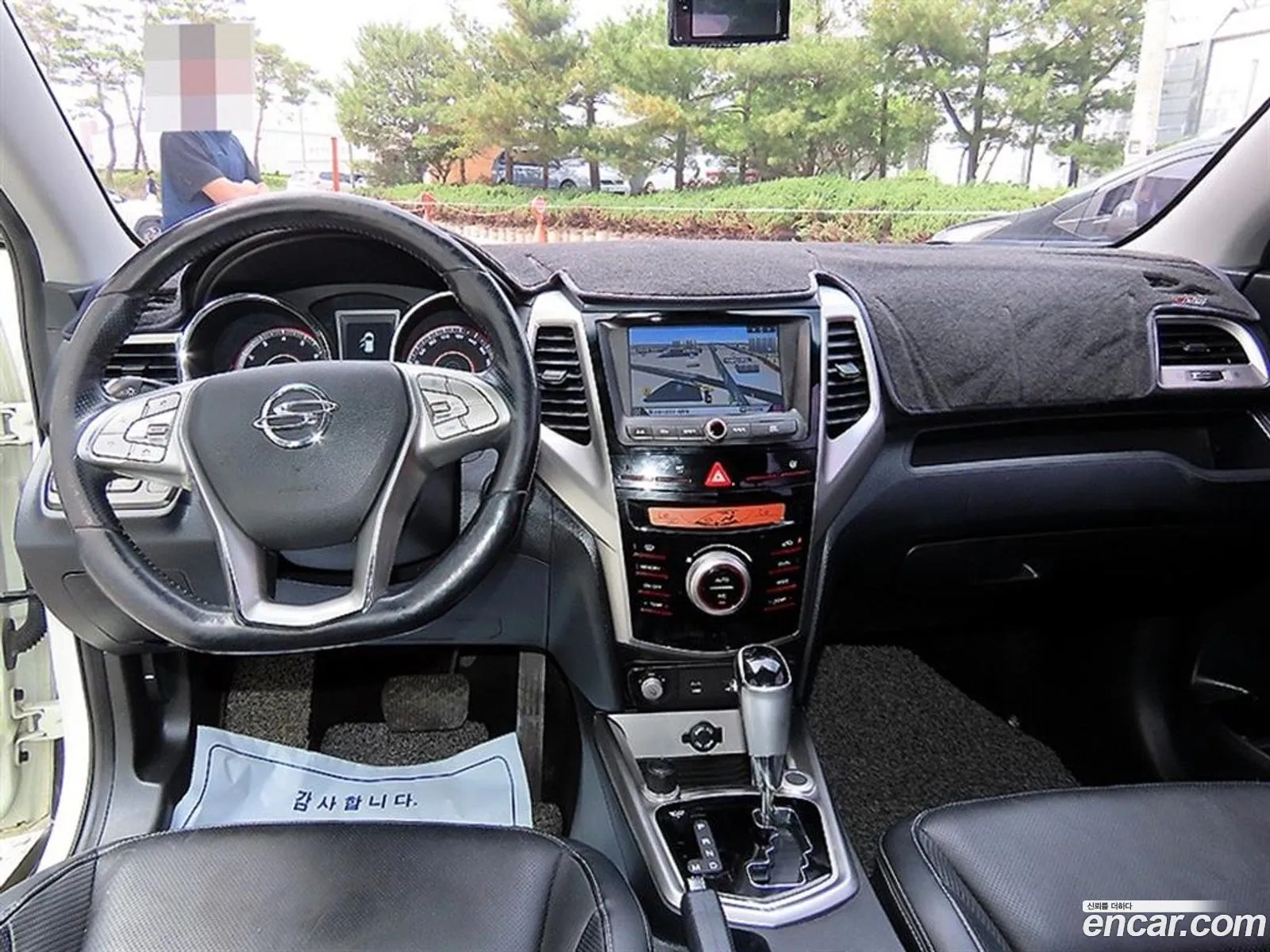 KG Mobility (SsangYong) Tivoli 2015 — 14