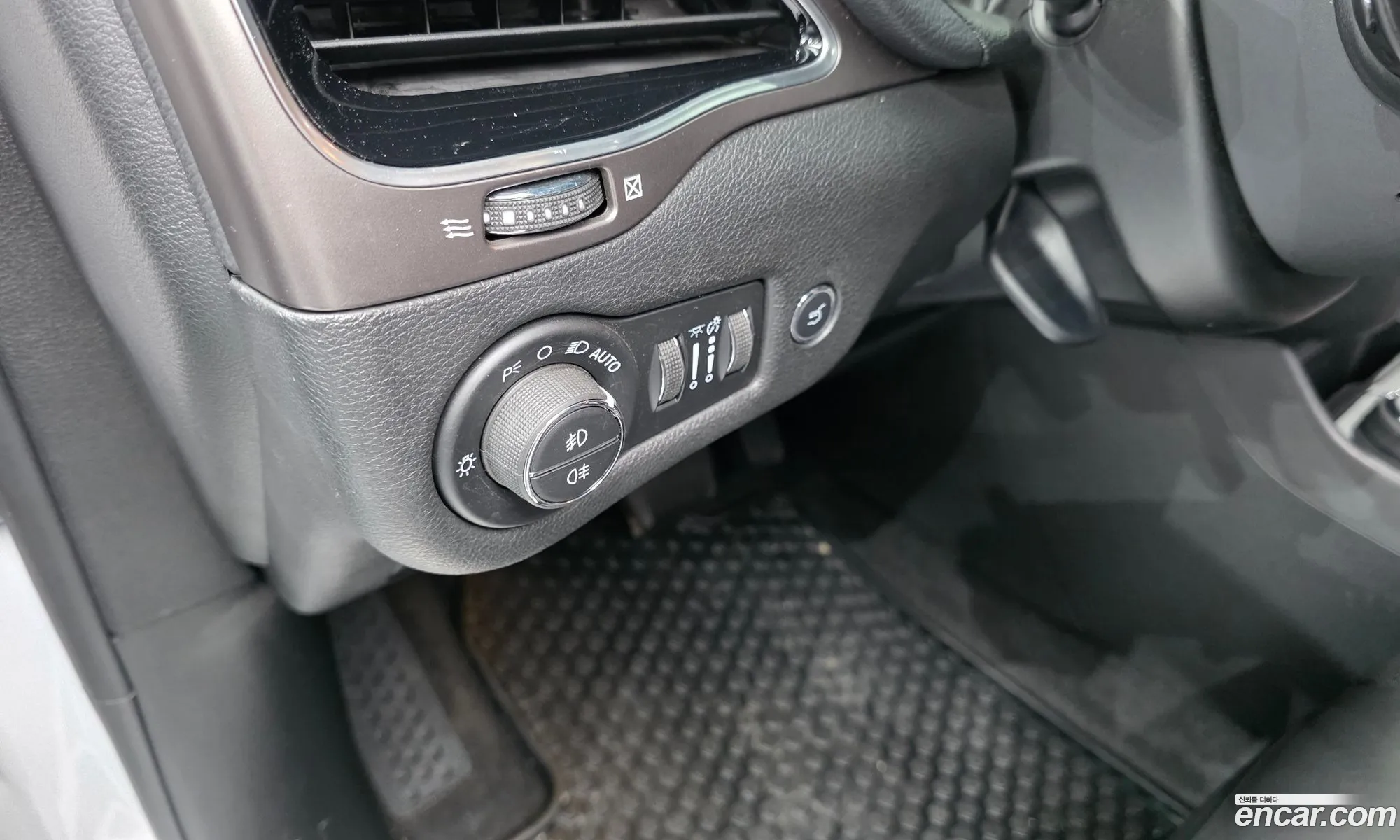 Jeep Cherokee 2021 1C4PJMDB5MD226855 — 16