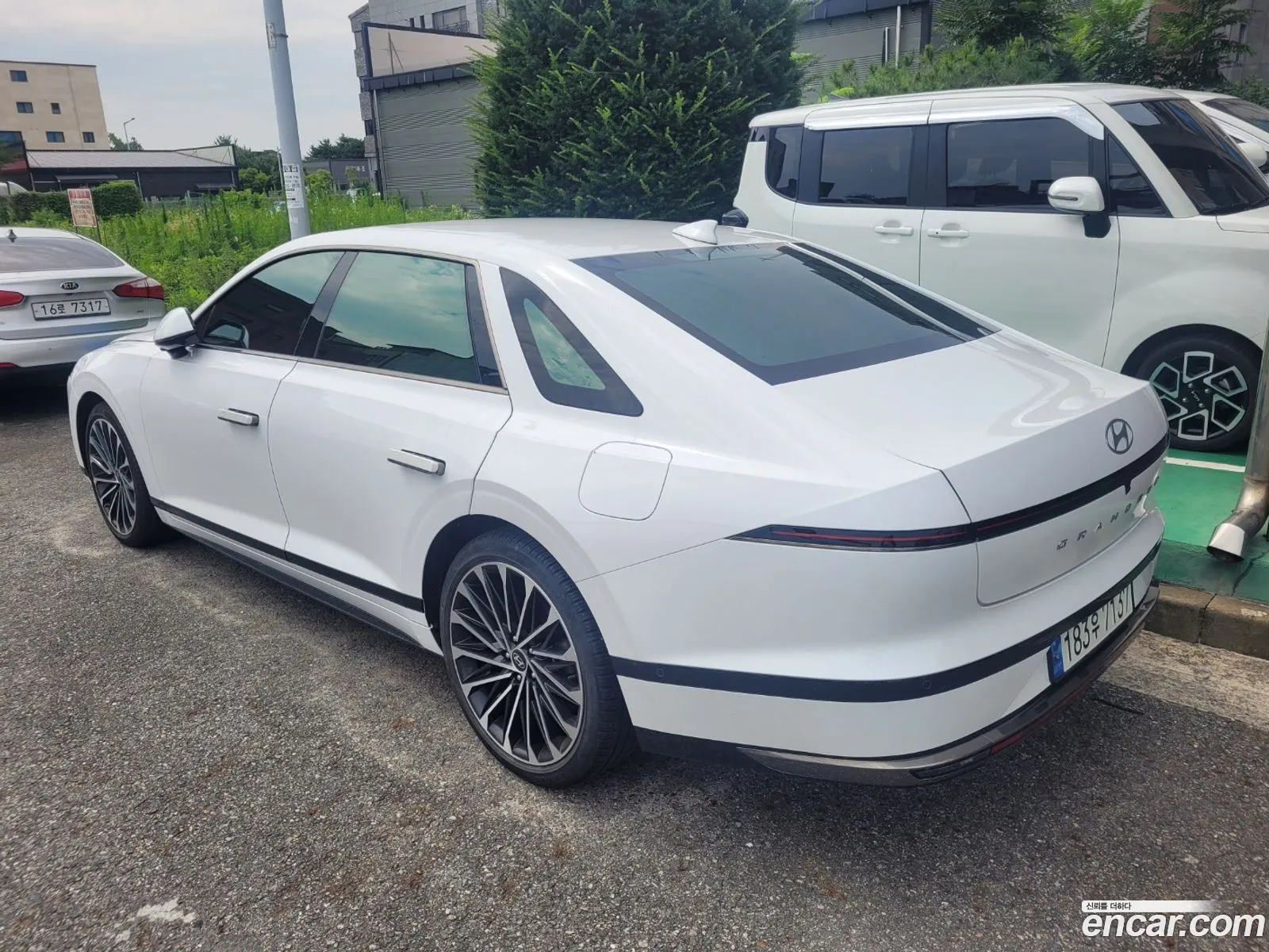 Hyundai Grandeur Hybrid 2023 — 2