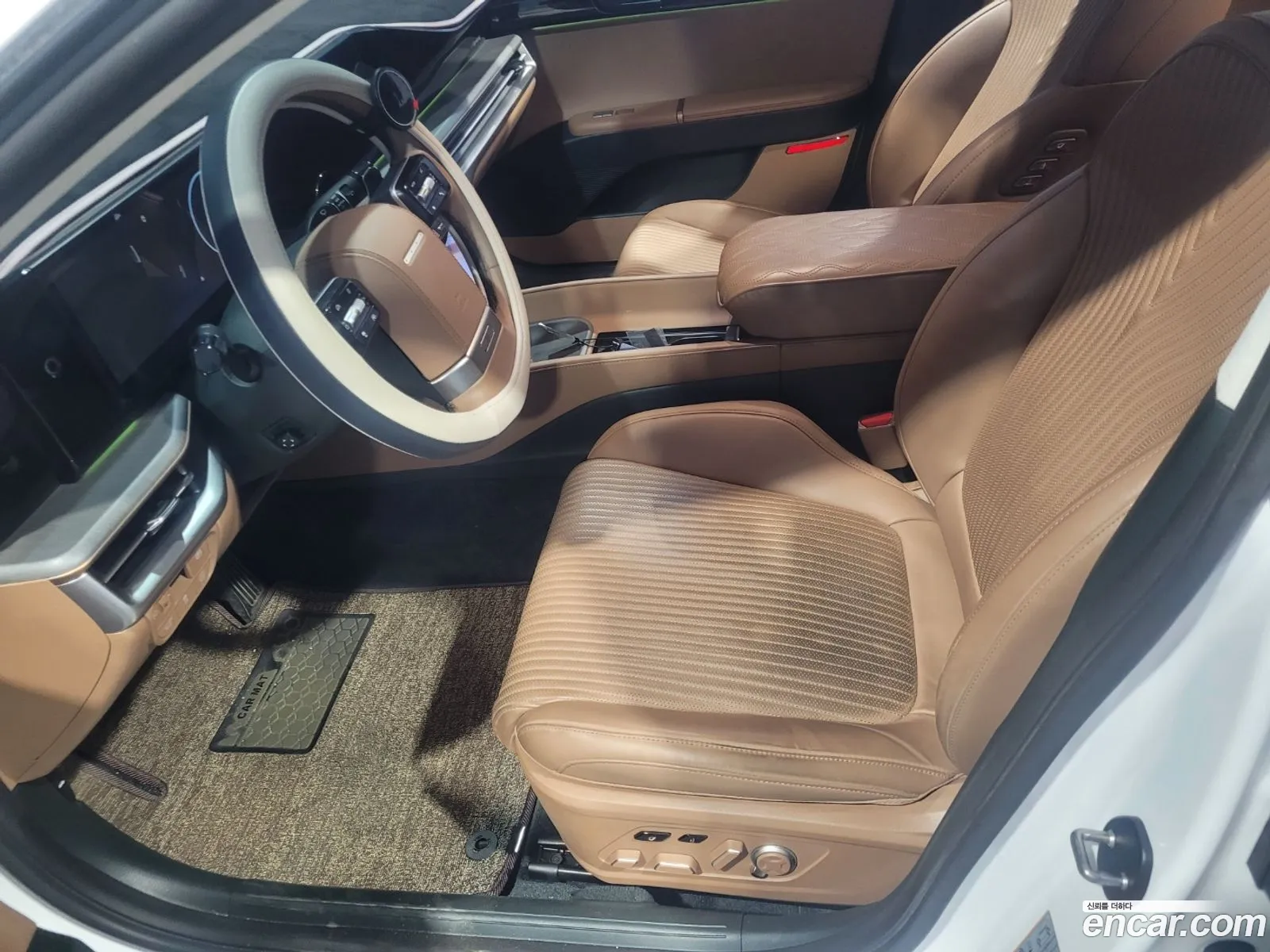 Hyundai Grandeur Hybrid 2023 — 9