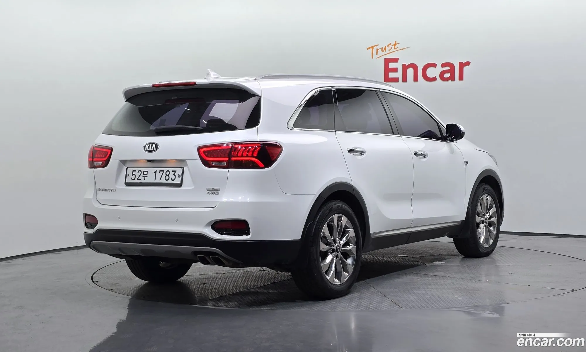 Kia Sorento 2018 KNAPS81BDKA529131 — 10