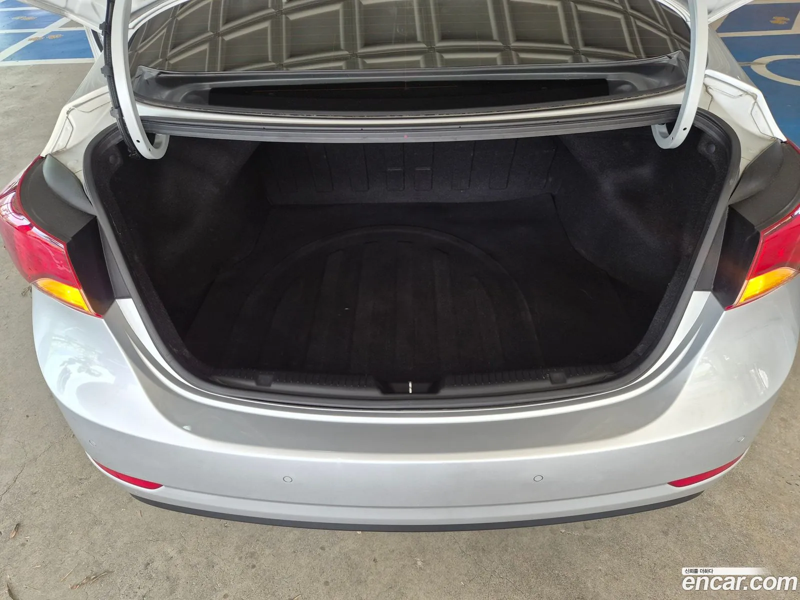 Hyundai Elantra 2014 — 17