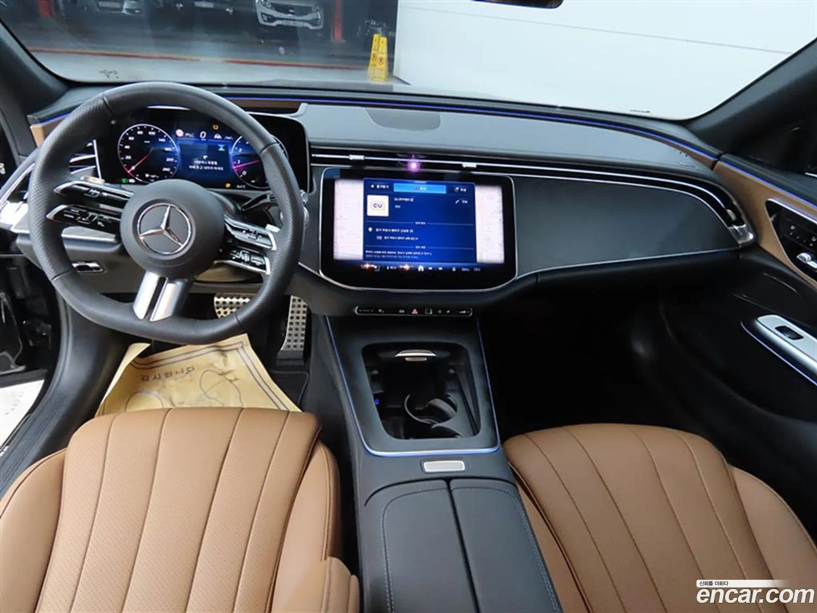Mercedes-Benz E-Class W214 2025 — 16