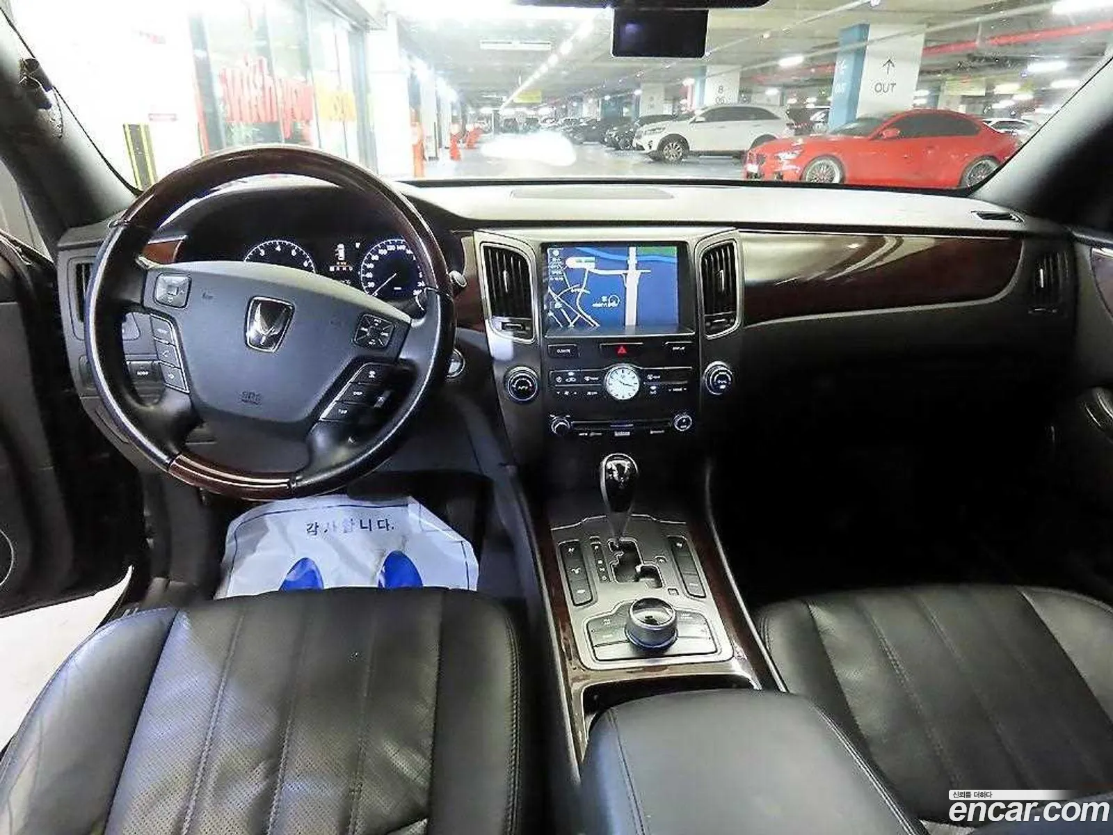 Hyundai Equus 2012 — 16