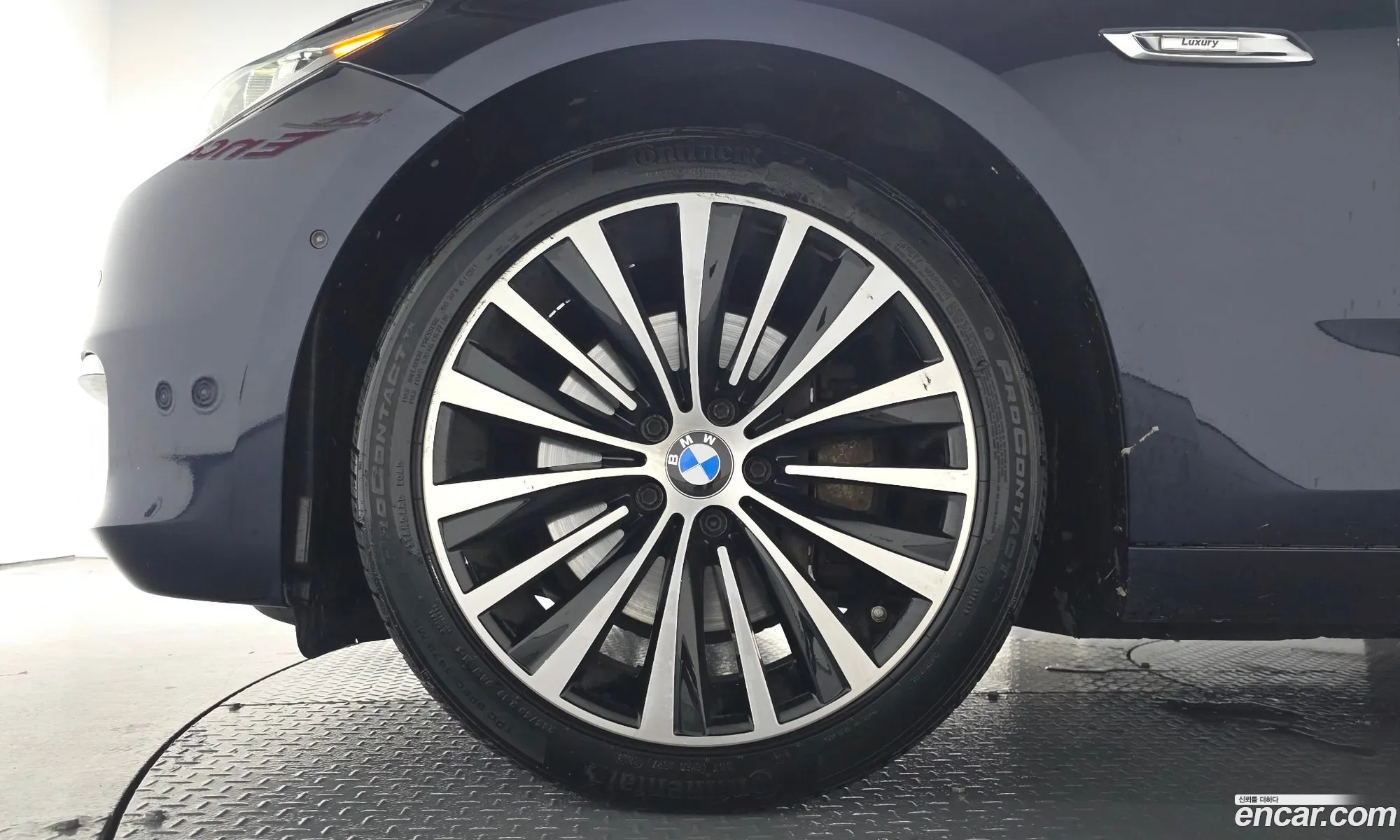 BMW 5 Series GT 2014 WBA5N2103FD497738 — 4