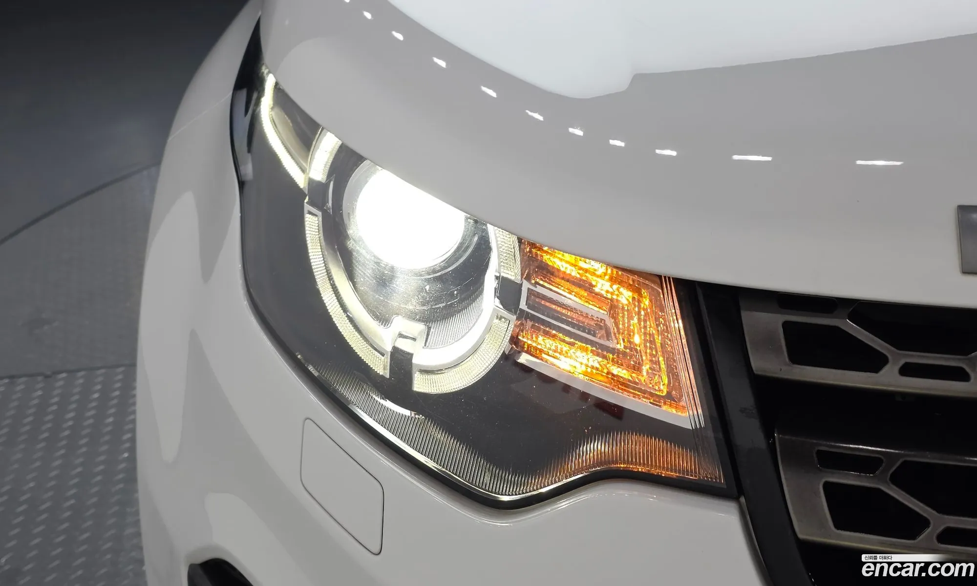 Land Rover Discovery Sport 2017 — 17