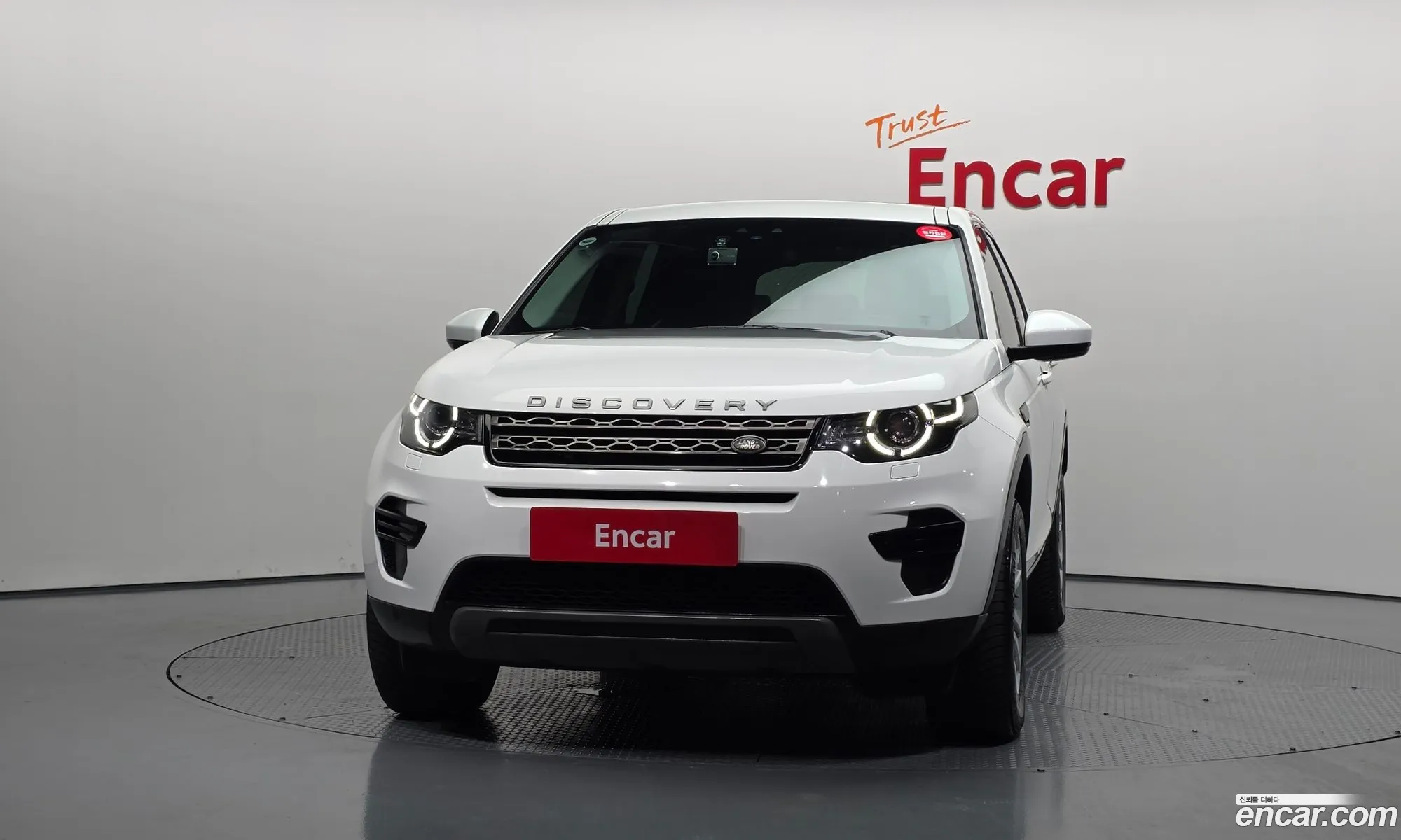 Land Rover Discovery Sport 2017 — 16