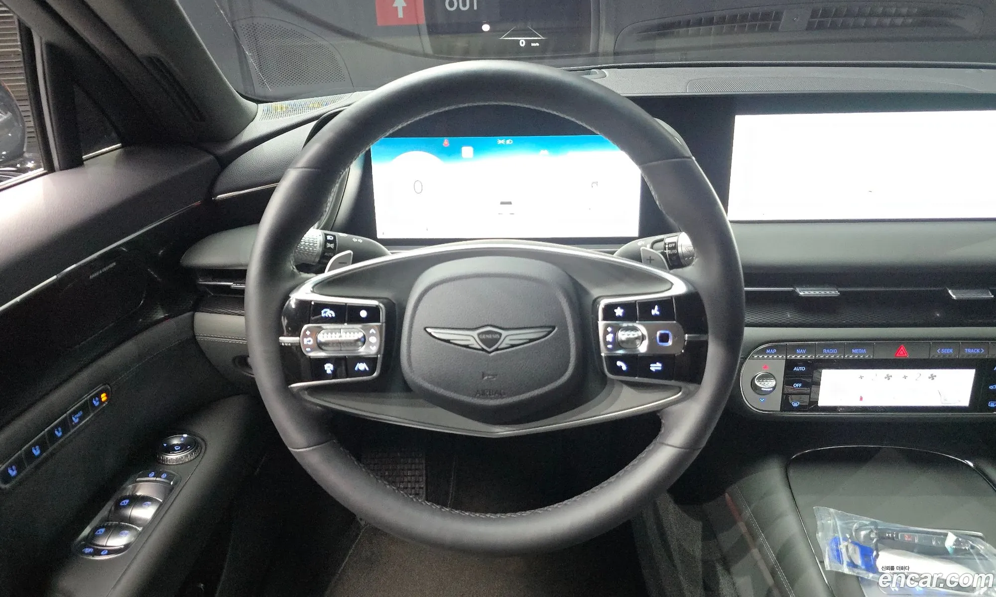 Genesis G90 2022 KMTFA41DBNU000812 — 26