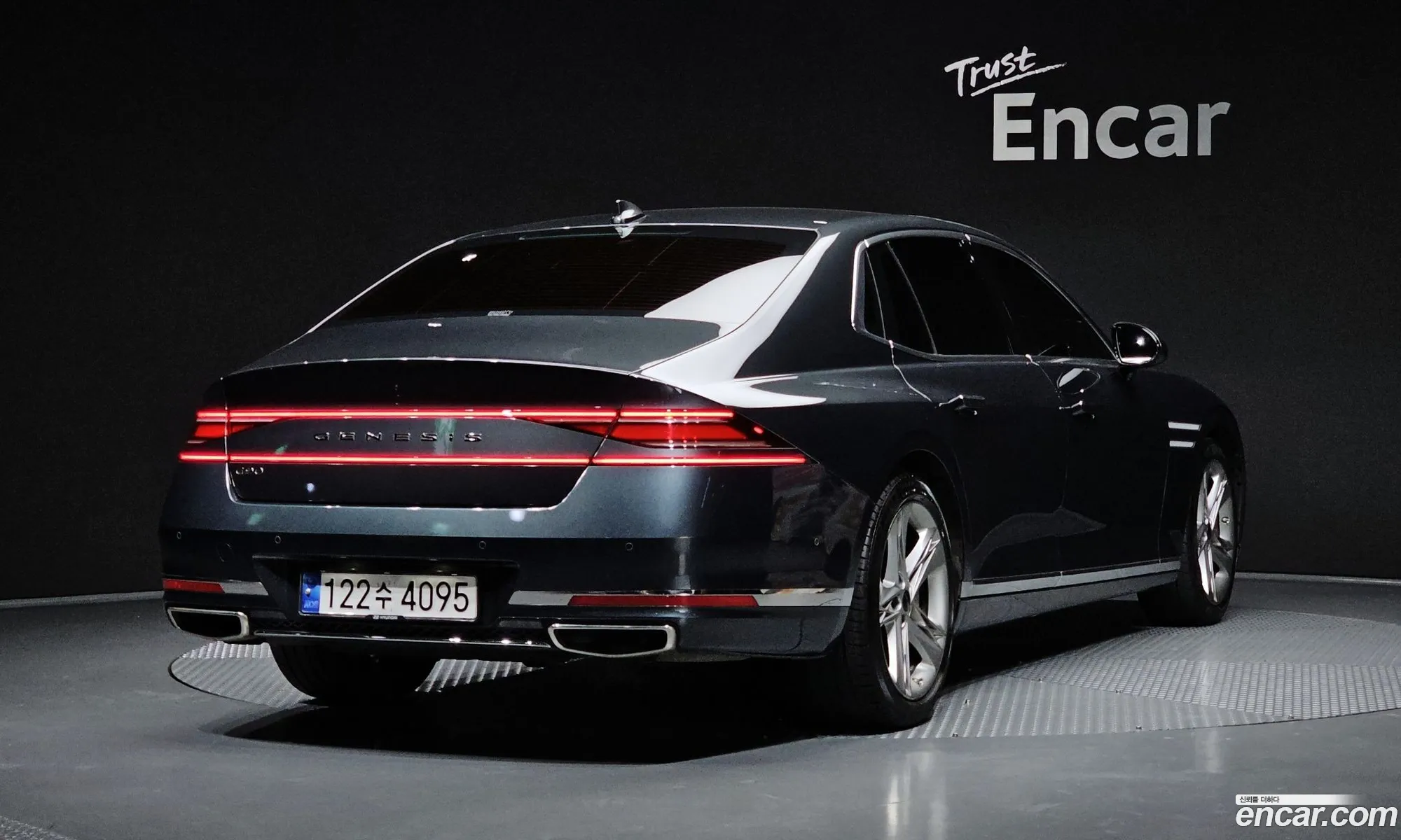Genesis G90 2022 KMTFA41DBNU000812 — 12