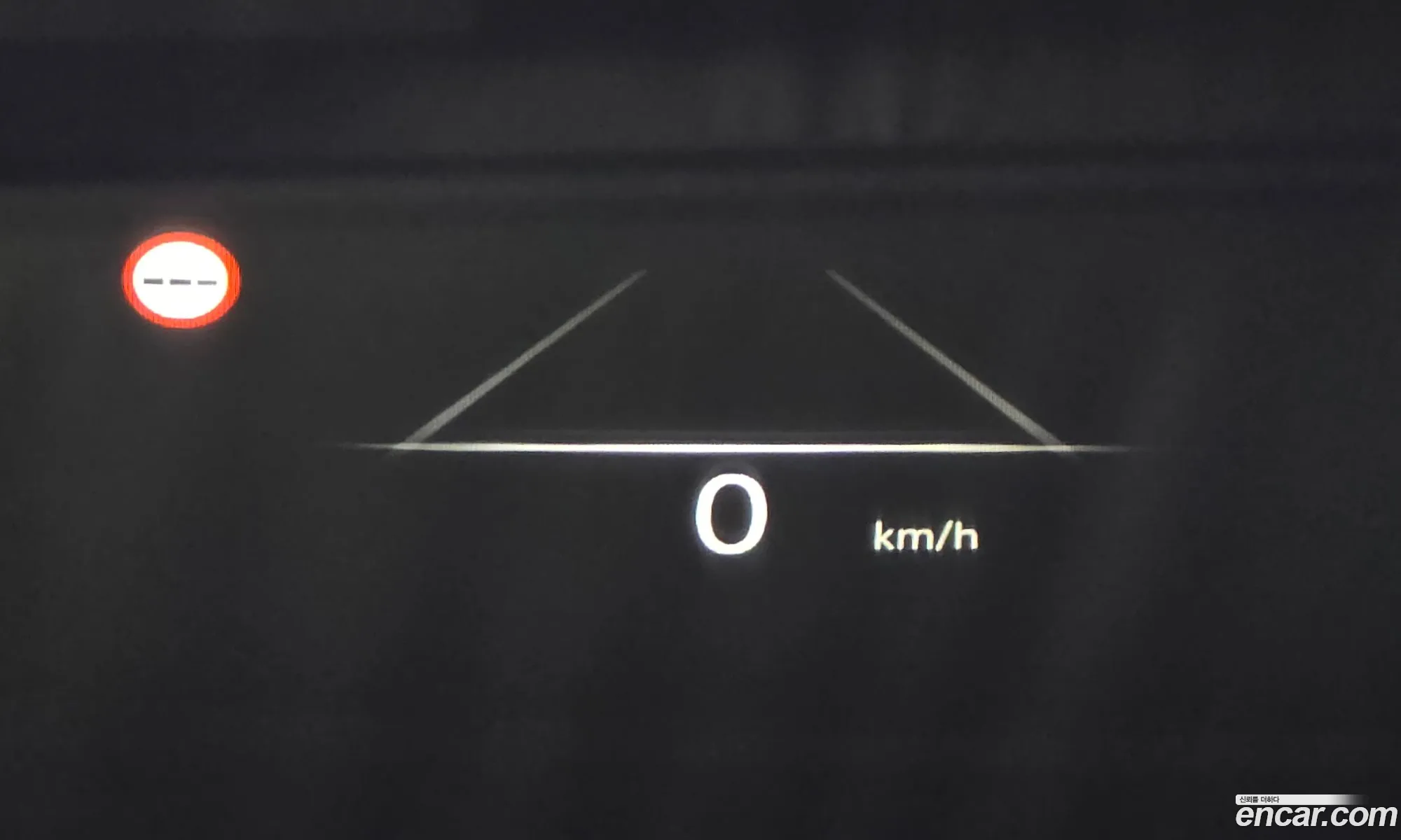 Genesis G90 2022 KMTFA41DBNU000812 — 25