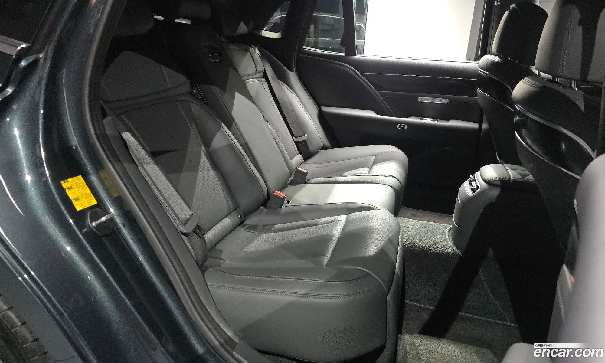 Genesis G90 2022 KMTFA41DBNU000812 — 22