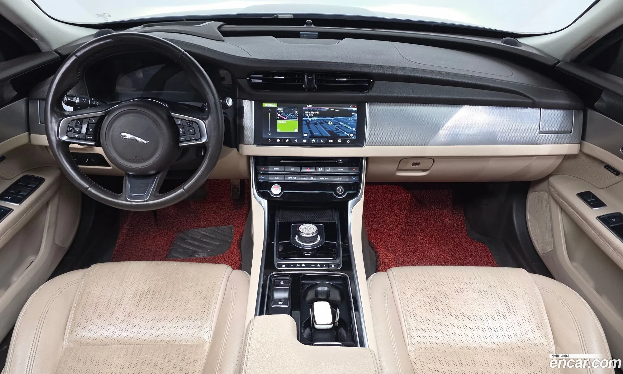 Jaguar XF 2018 — 3