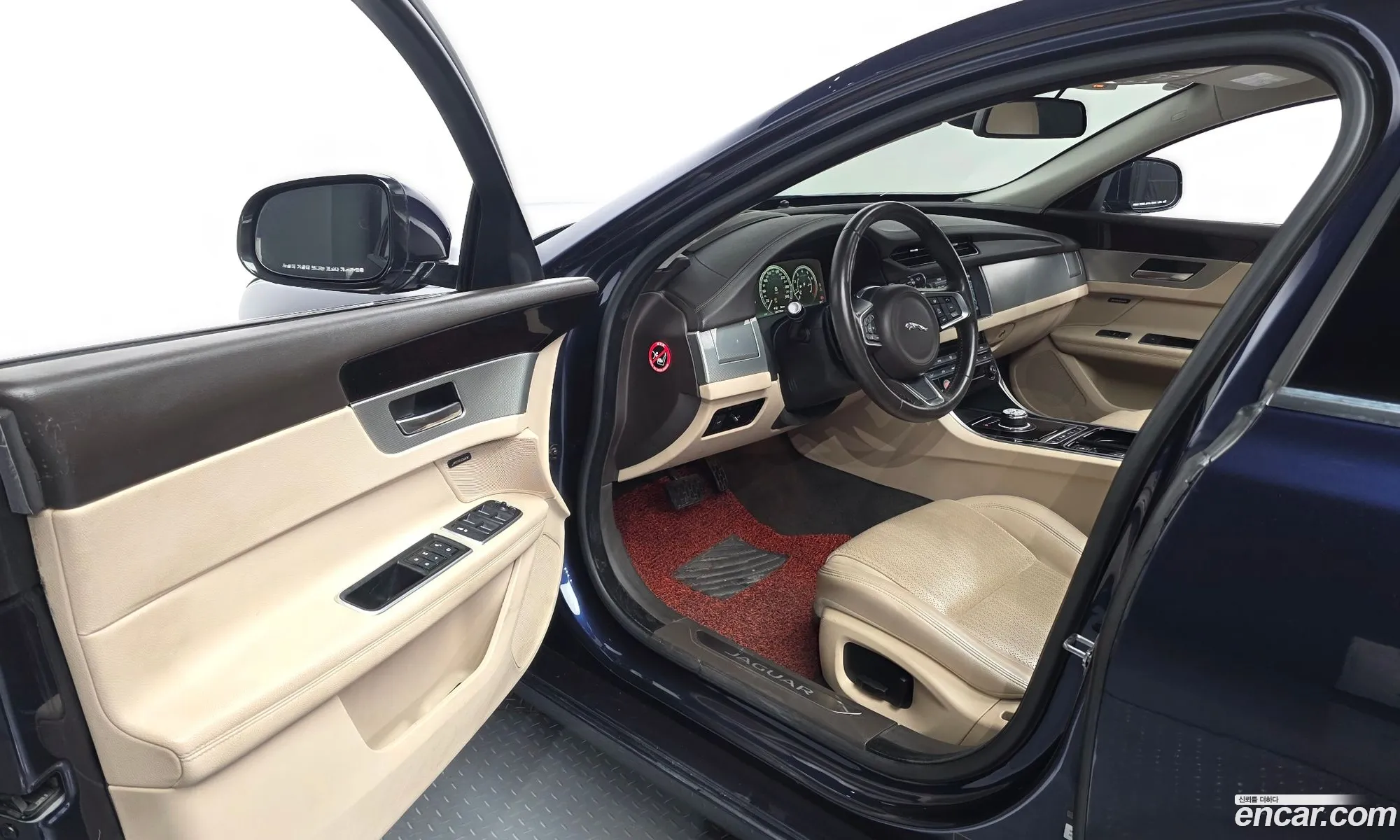 Jaguar XF 2018 — 5