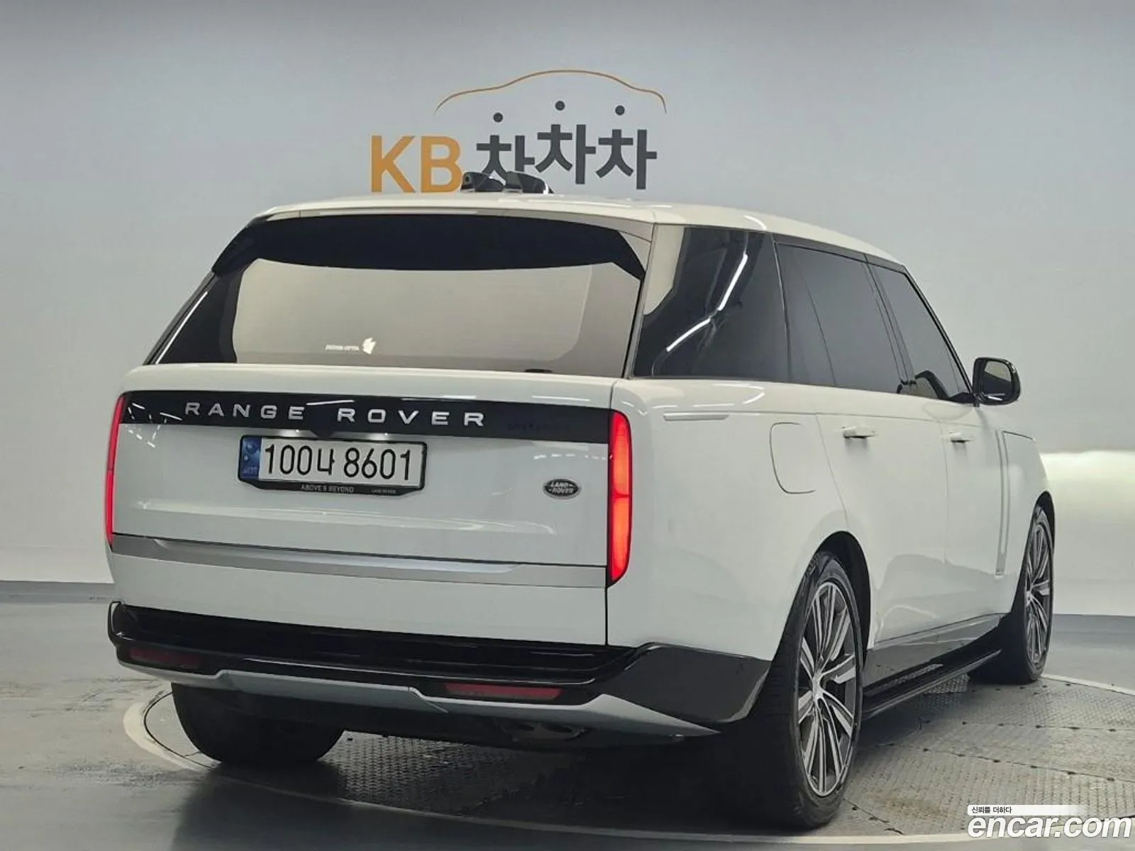 Land Rover Range Rover 2022 — 14