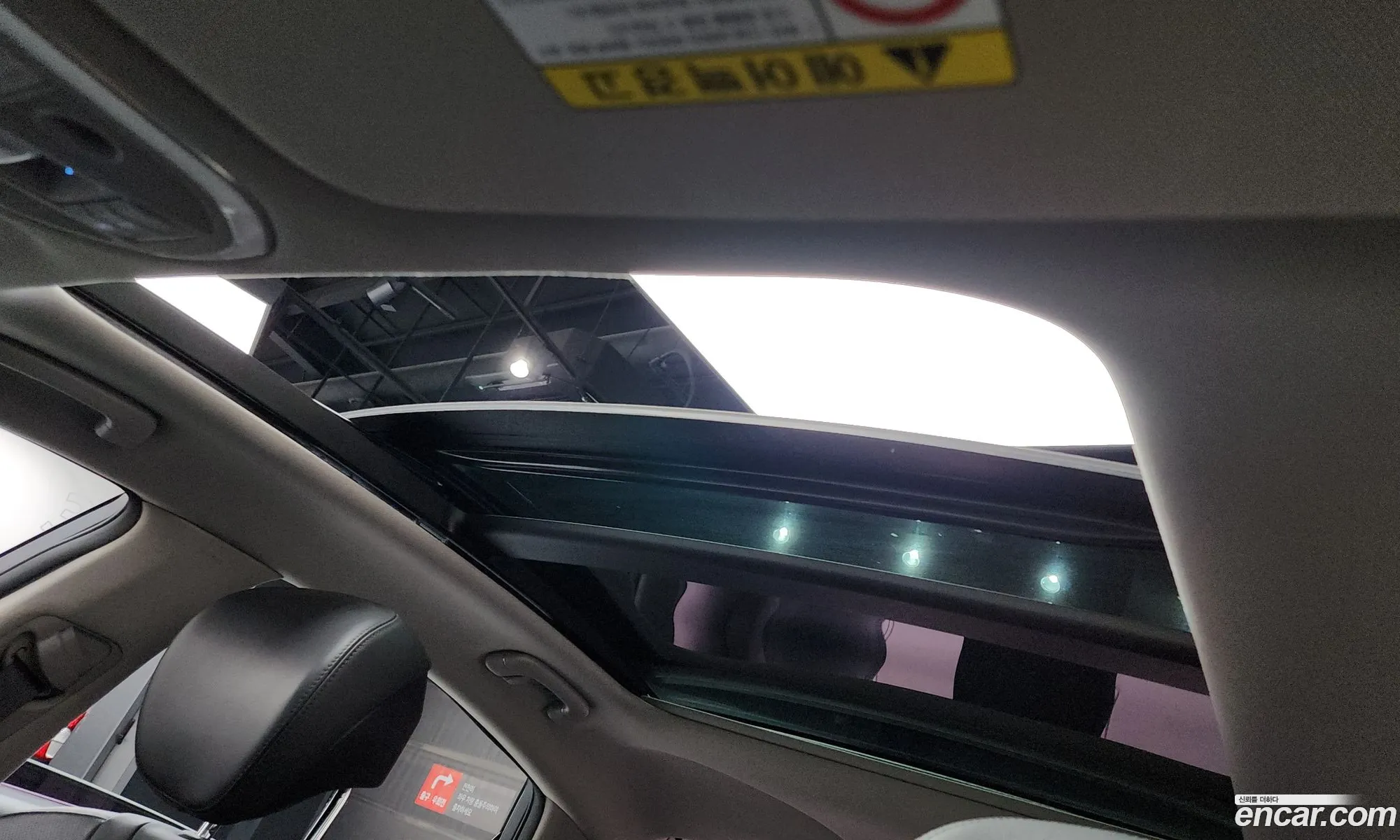 Genesis G80 2017 KMHGL41DDHU232806 — 15