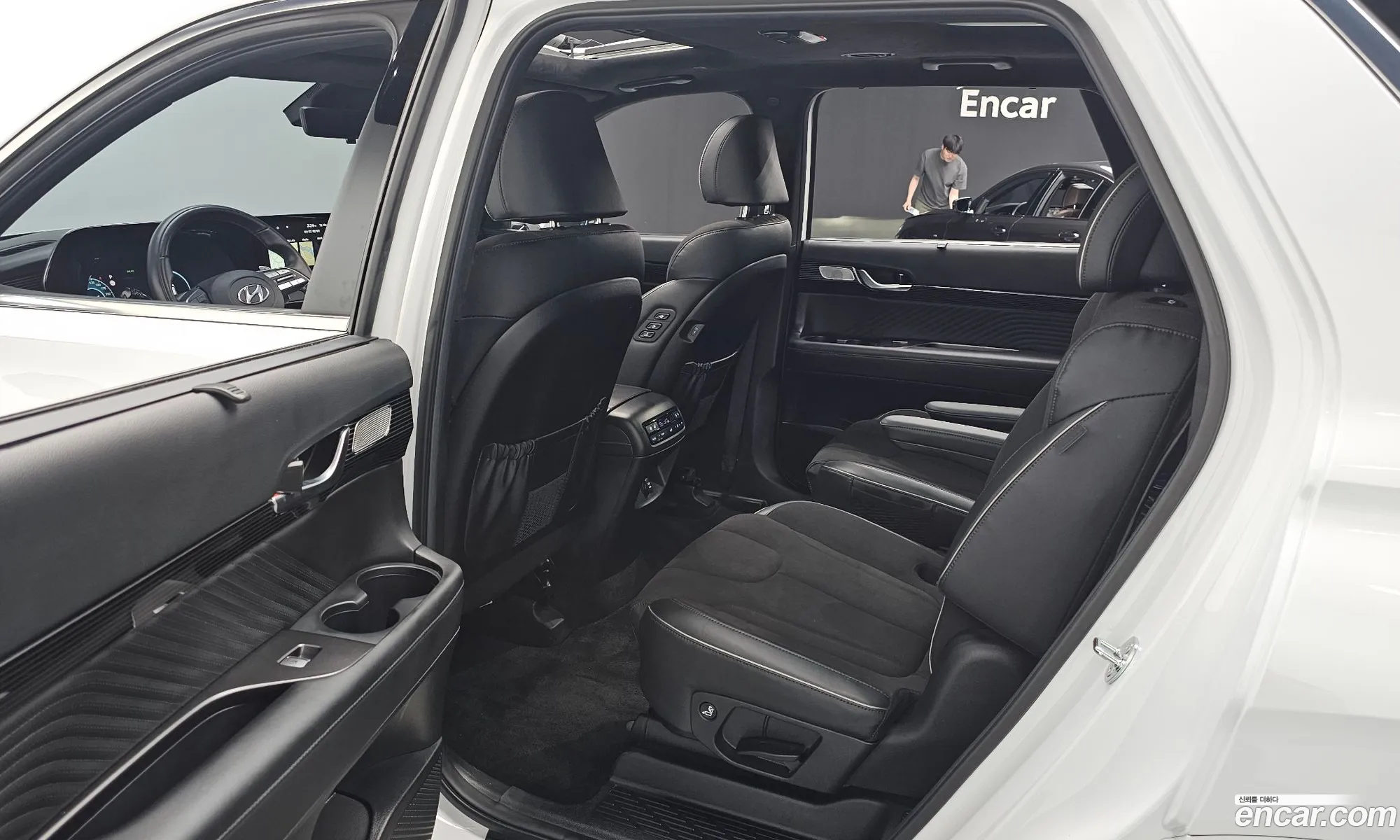 Hyundai Palisade 2024 KMHR581ADRU820403 — 11