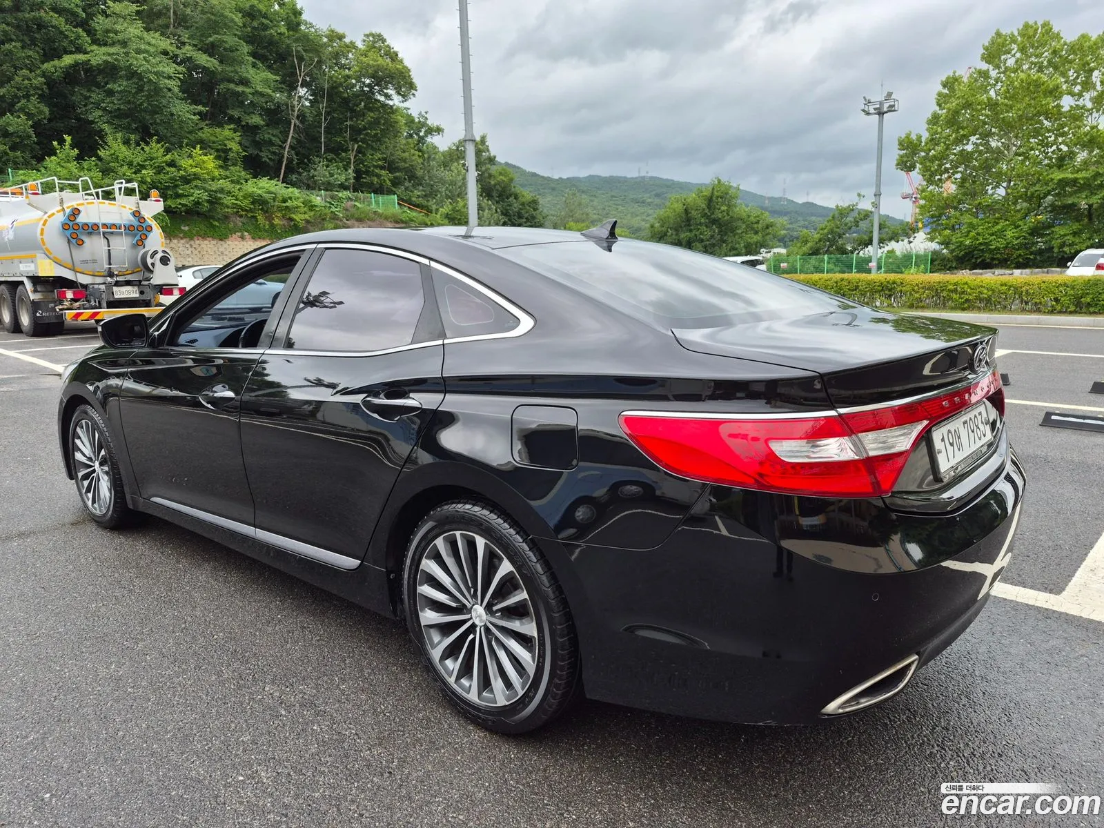 Hyundai Grandeur HG 2014 — 18