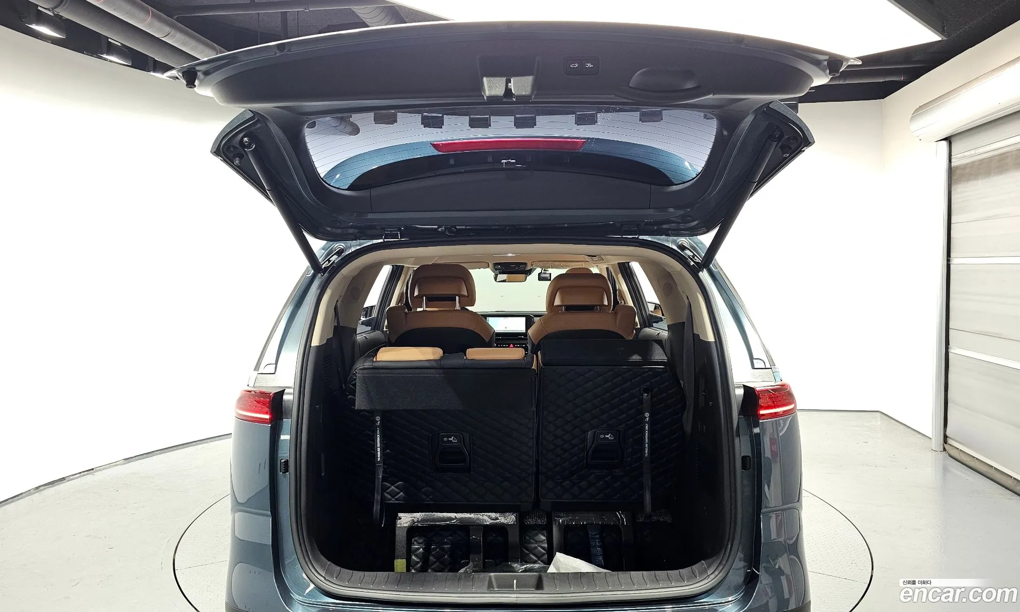 Kia Carnival 2022 — 8