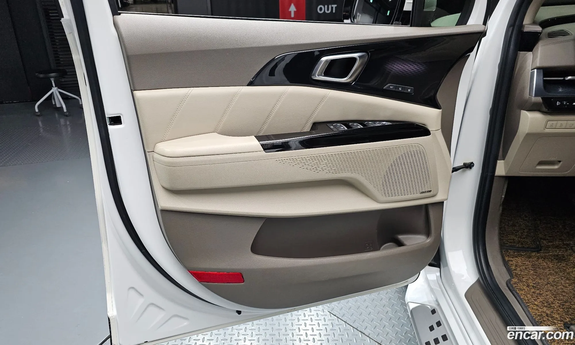 Kia Carnival 2021 KNANE813BMS057731 — 30