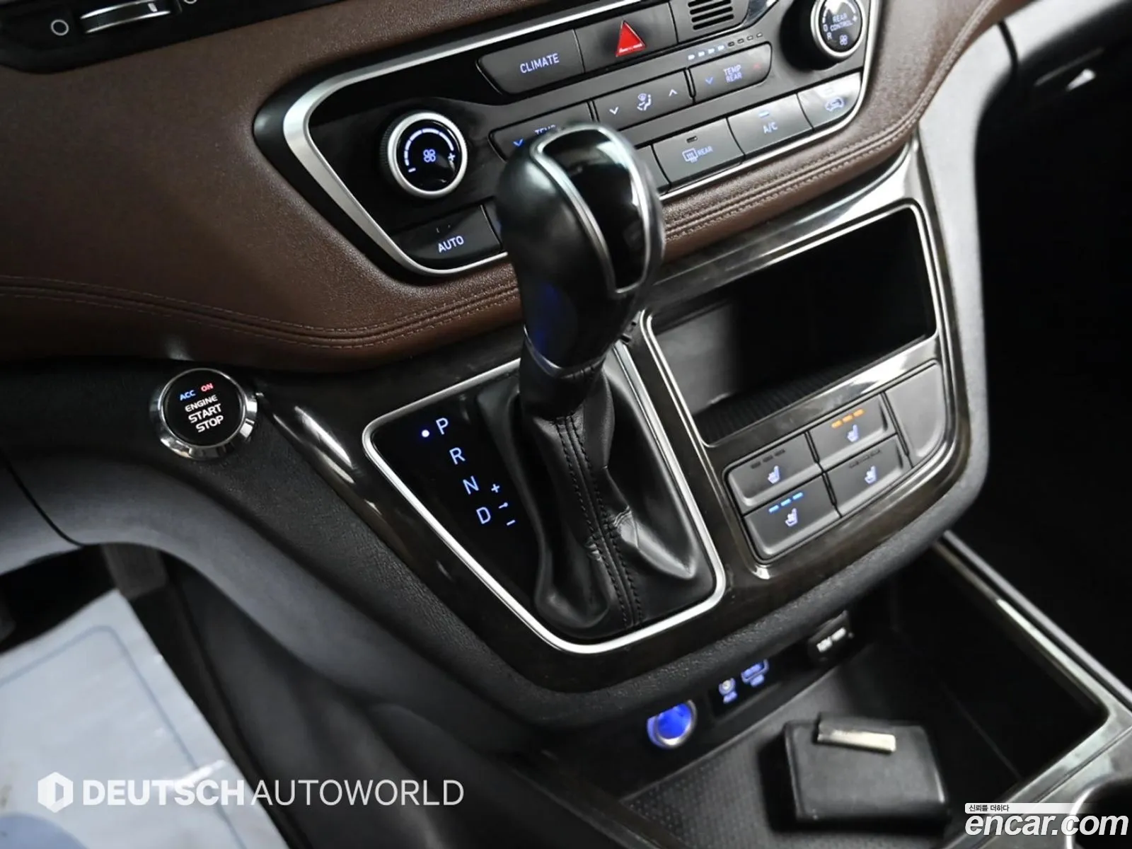 Hyundai Grand Starex 2018 — 11