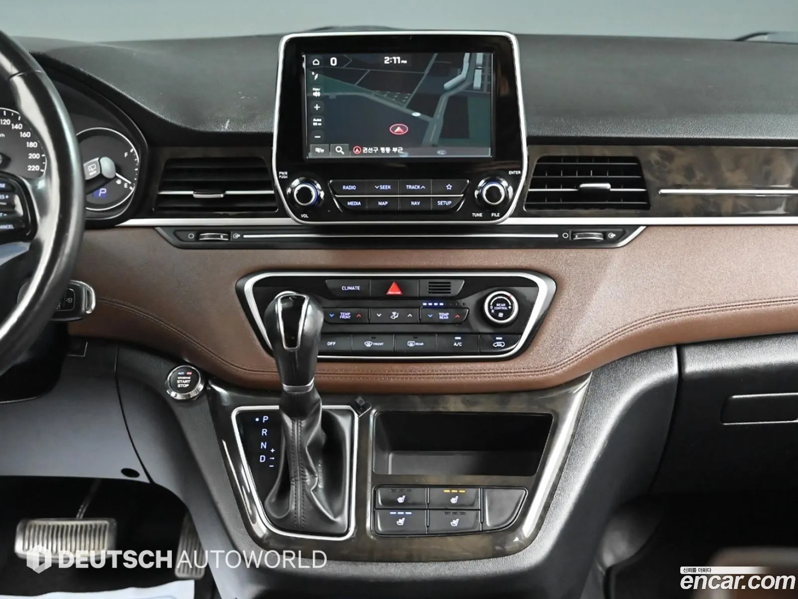 Hyundai Grand Starex 2018 — 13