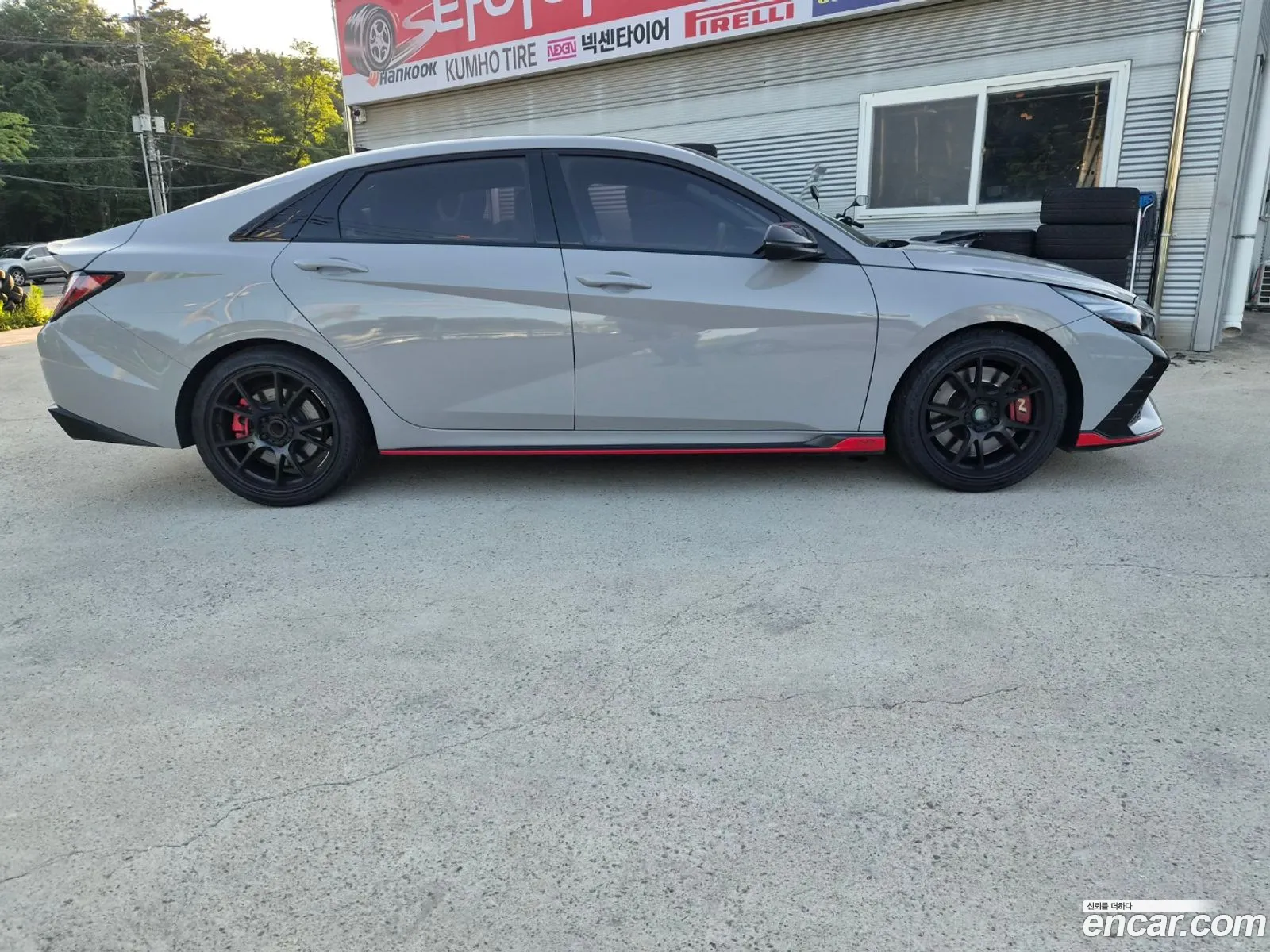 Hyundai Elantra 2022 — 5