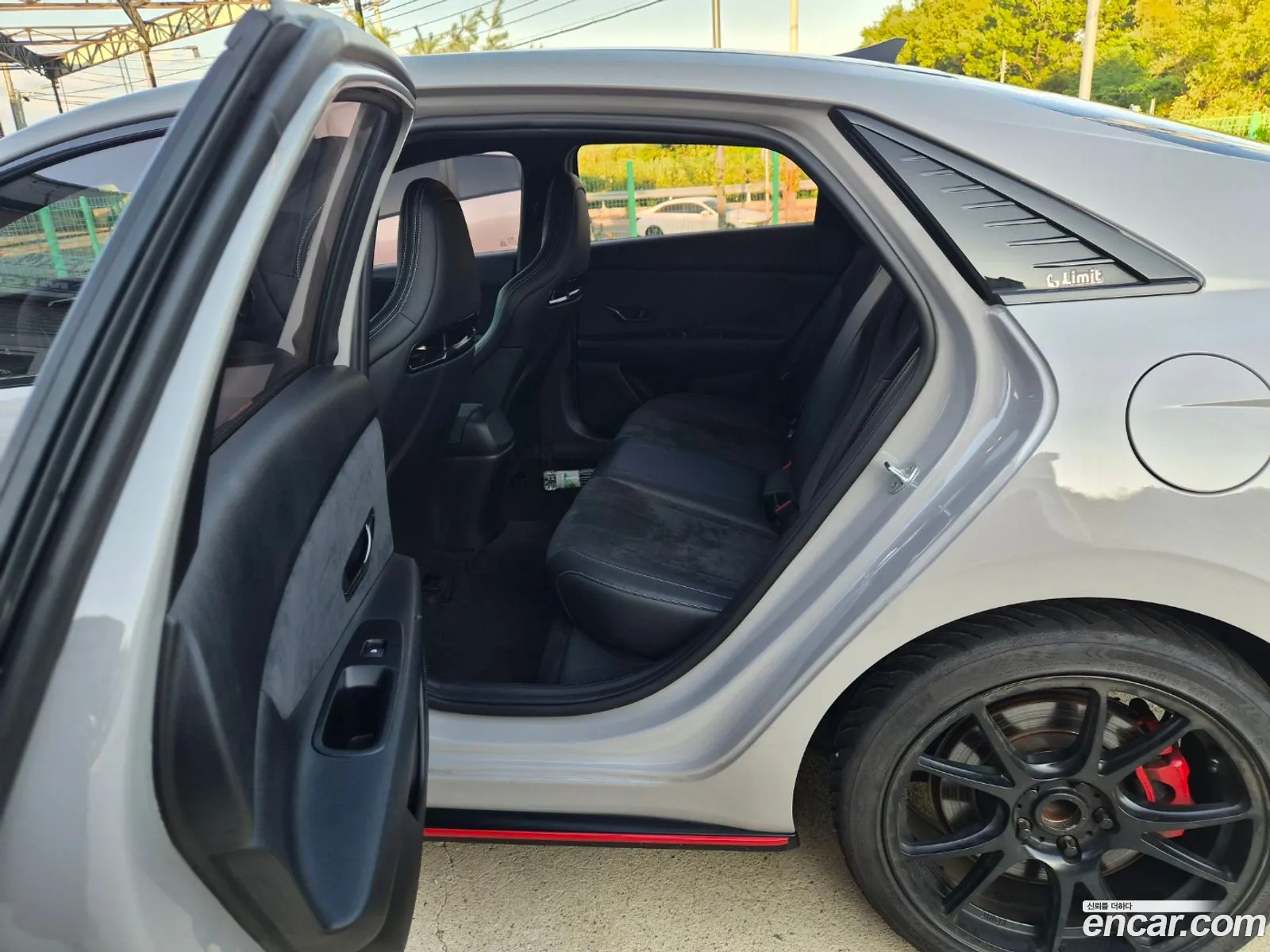Hyundai Elantra 2022 — 12