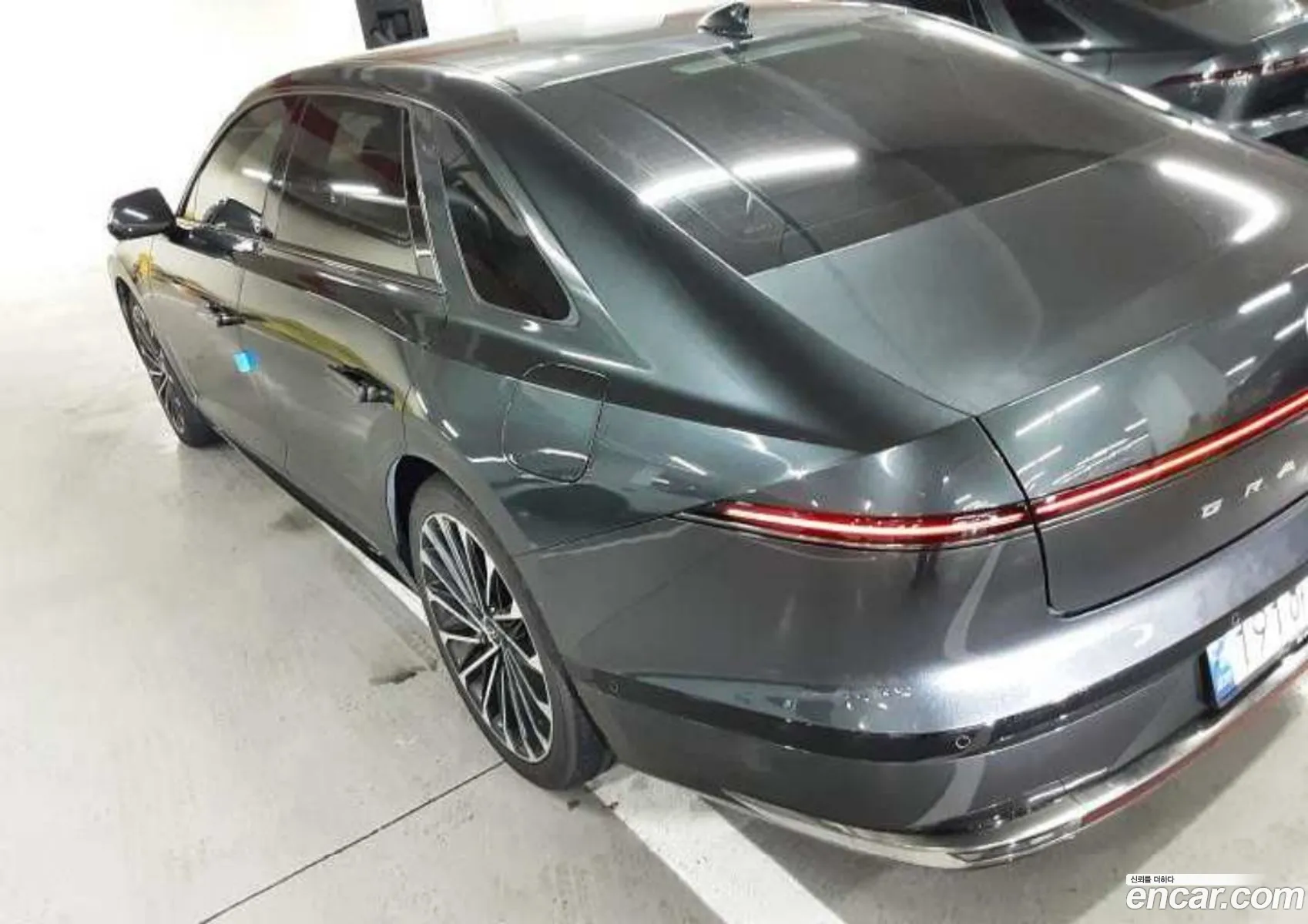 Hyundai Grandeur 2023 — 12