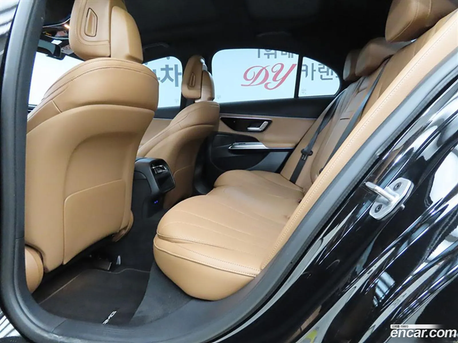 Mercedes-Benz E-Class W214 2025 — 4