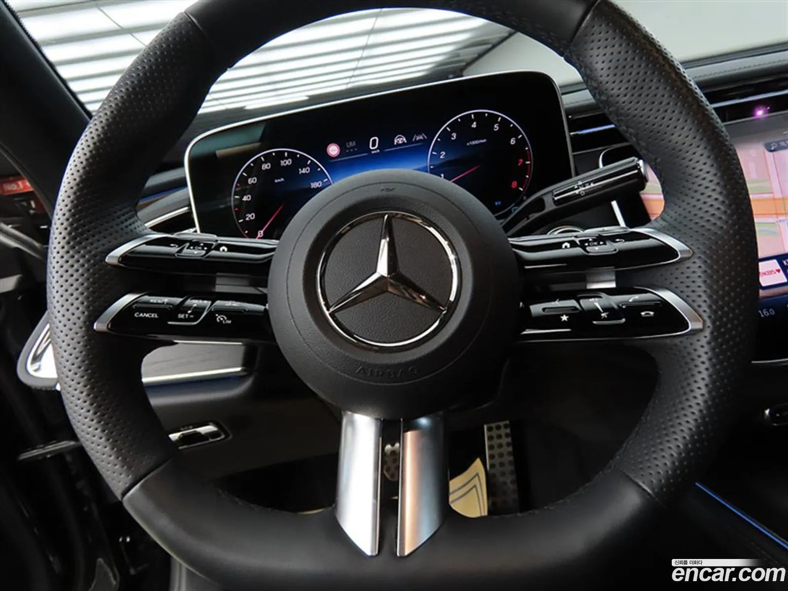 Mercedes-Benz E-Class W214 2025 — 10