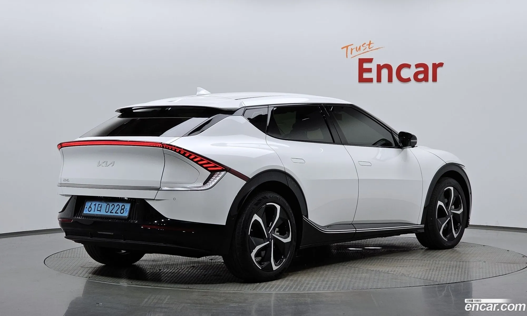 Kia EV6 2022 KNAC381CPNA089408 — 17