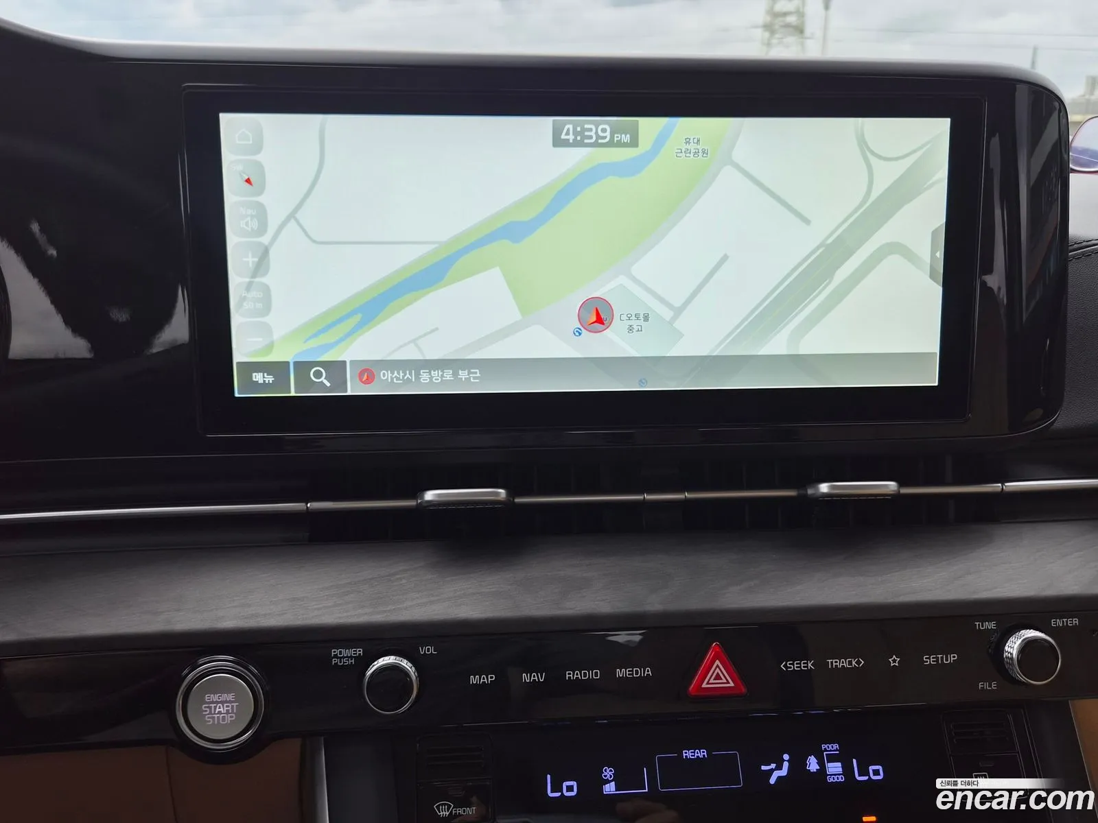 Kia Carnival 2023 — 18