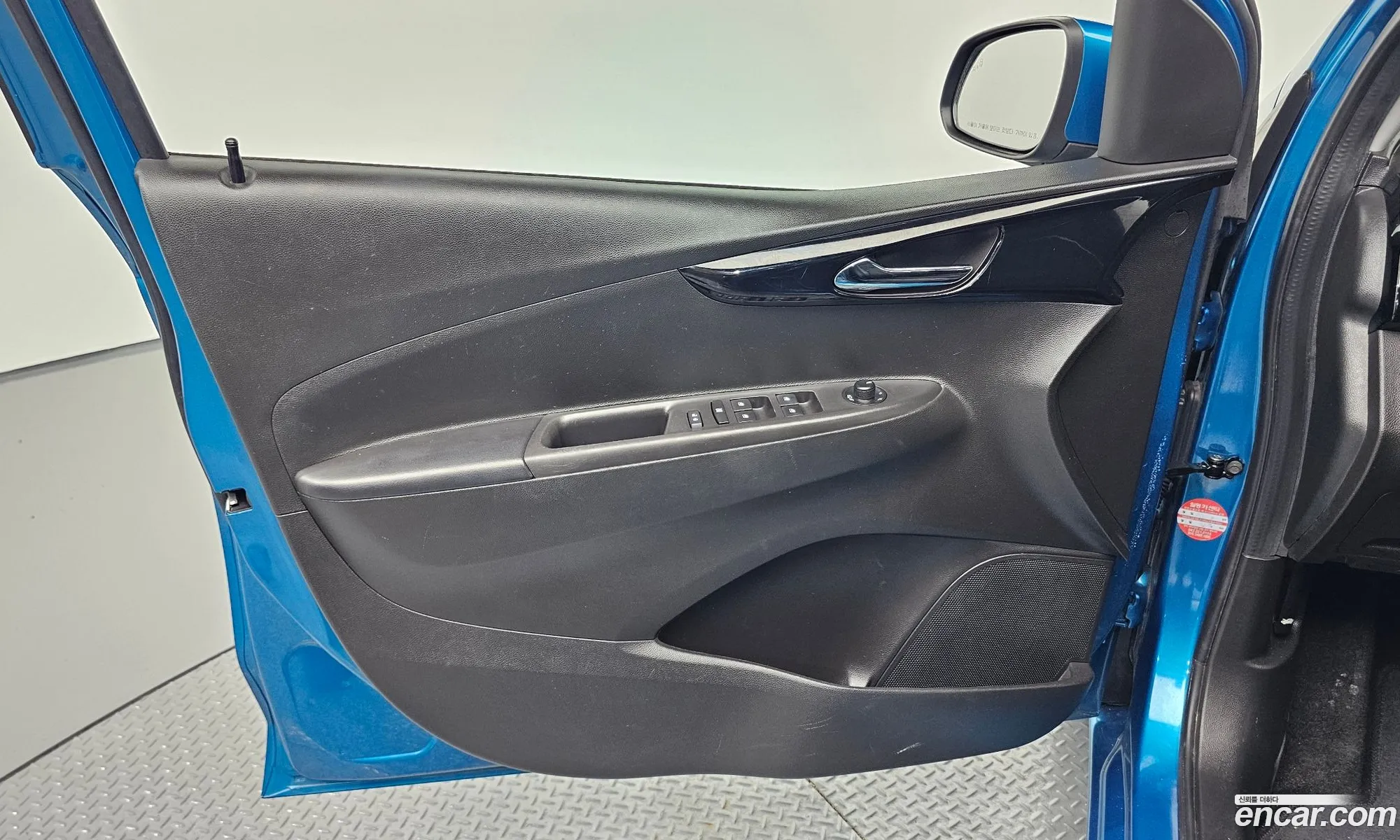 Chevrolet (GM Daewoo) Spark 2018 KLYDC487DKC743192 — 19