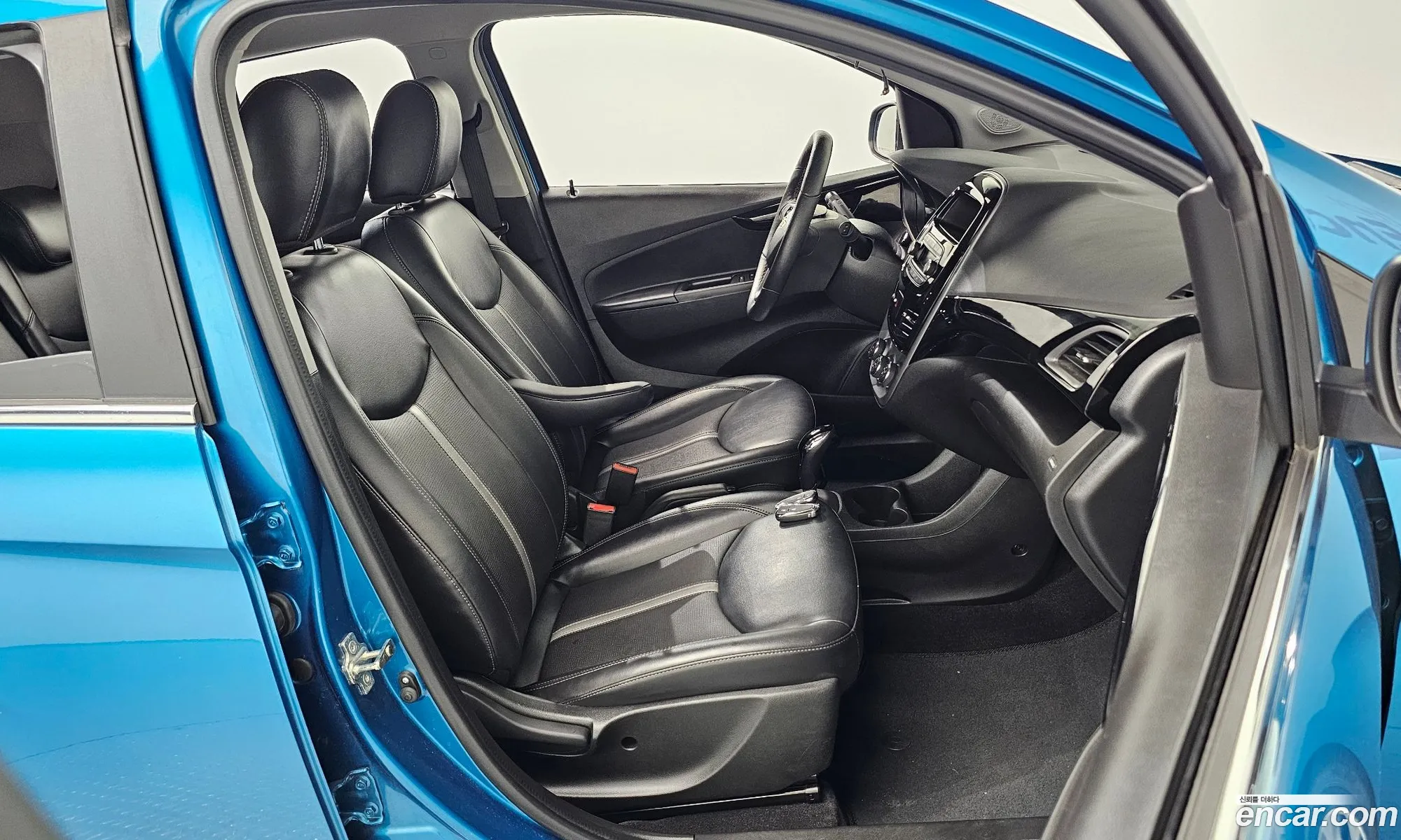 Chevrolet (GM Daewoo) Spark 2018 KLYDC487DKC743192 — 15