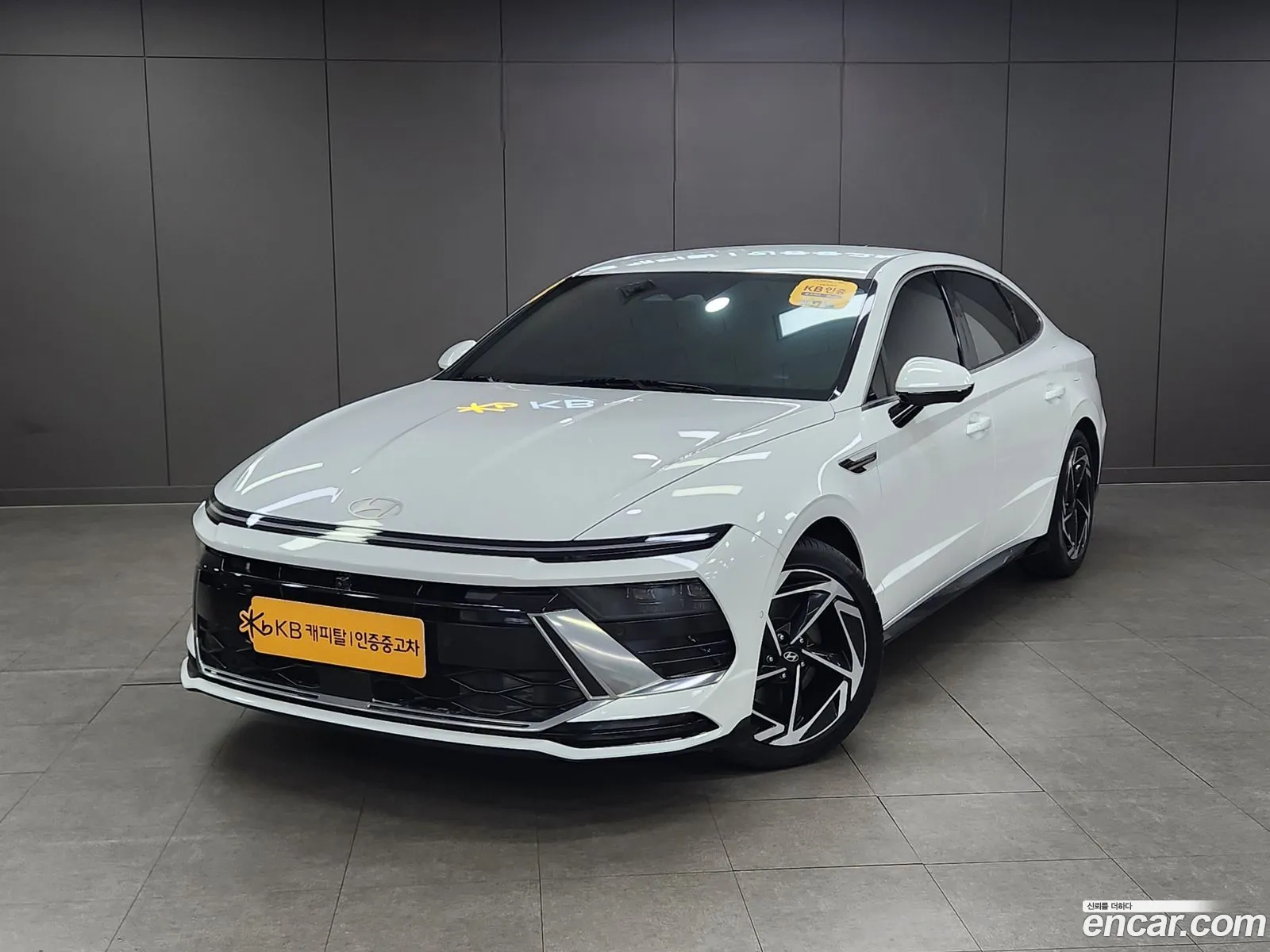 Hyundai Sonata the Edge Hybrid 2024 — 11