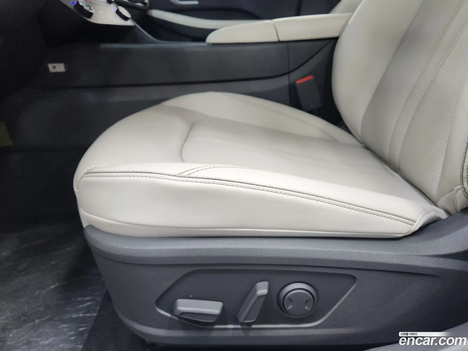Hyundai Sonata the Edge Hybrid 2024 — 18